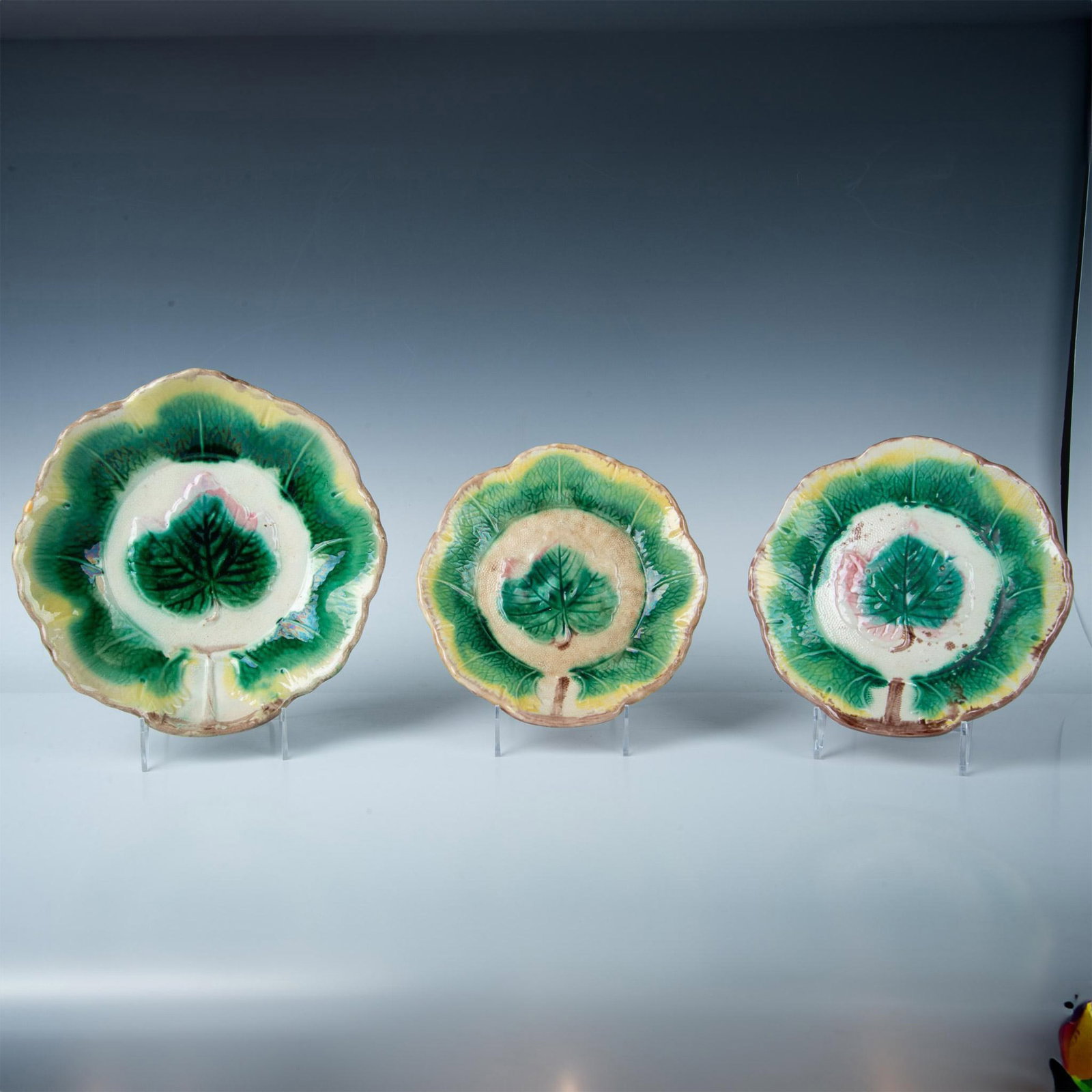 3pc Antique Majolica Pottery Leaf Plates (1 of 3)