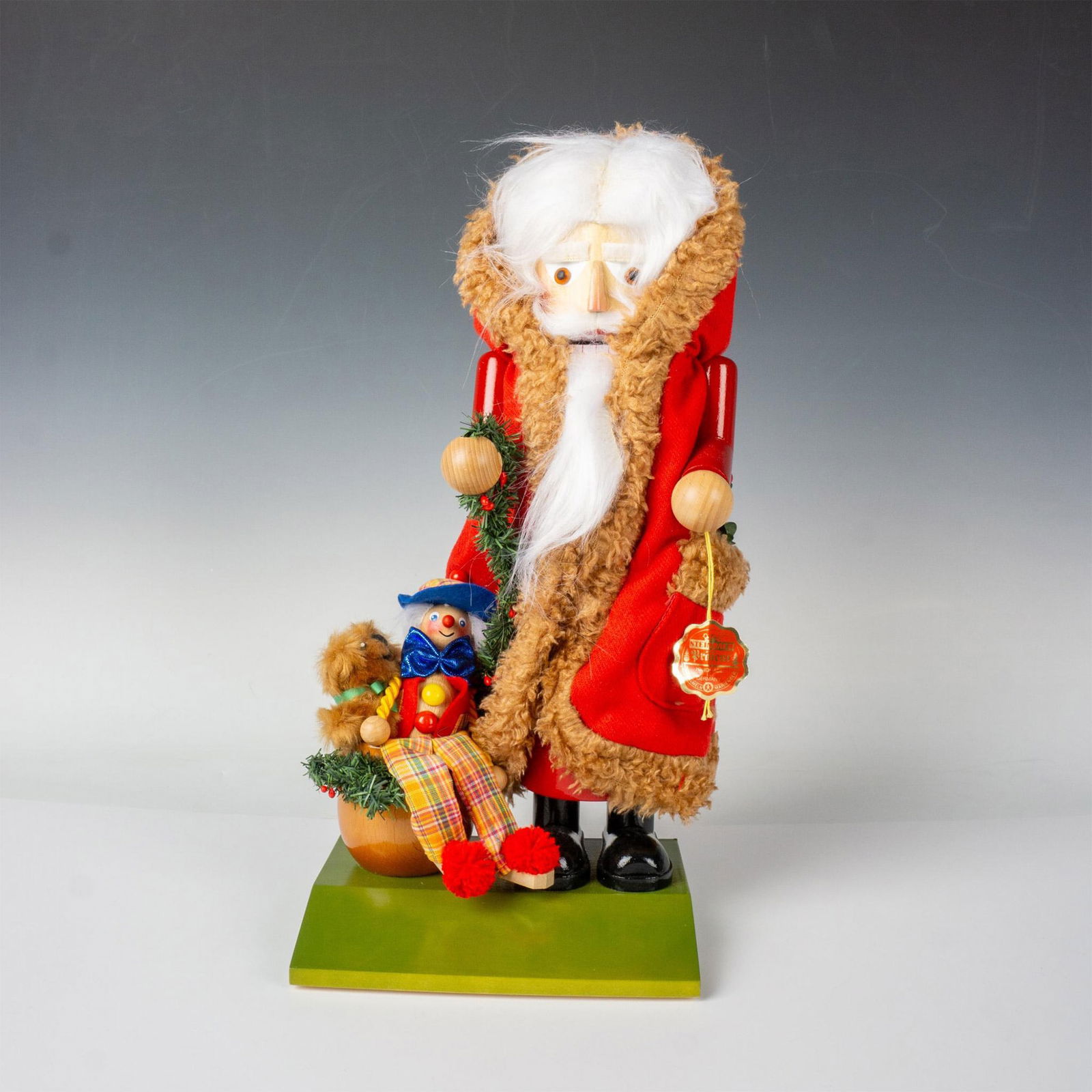 Steinbach German Wooden Nutcracker, Good Old Santa (1 of 8)