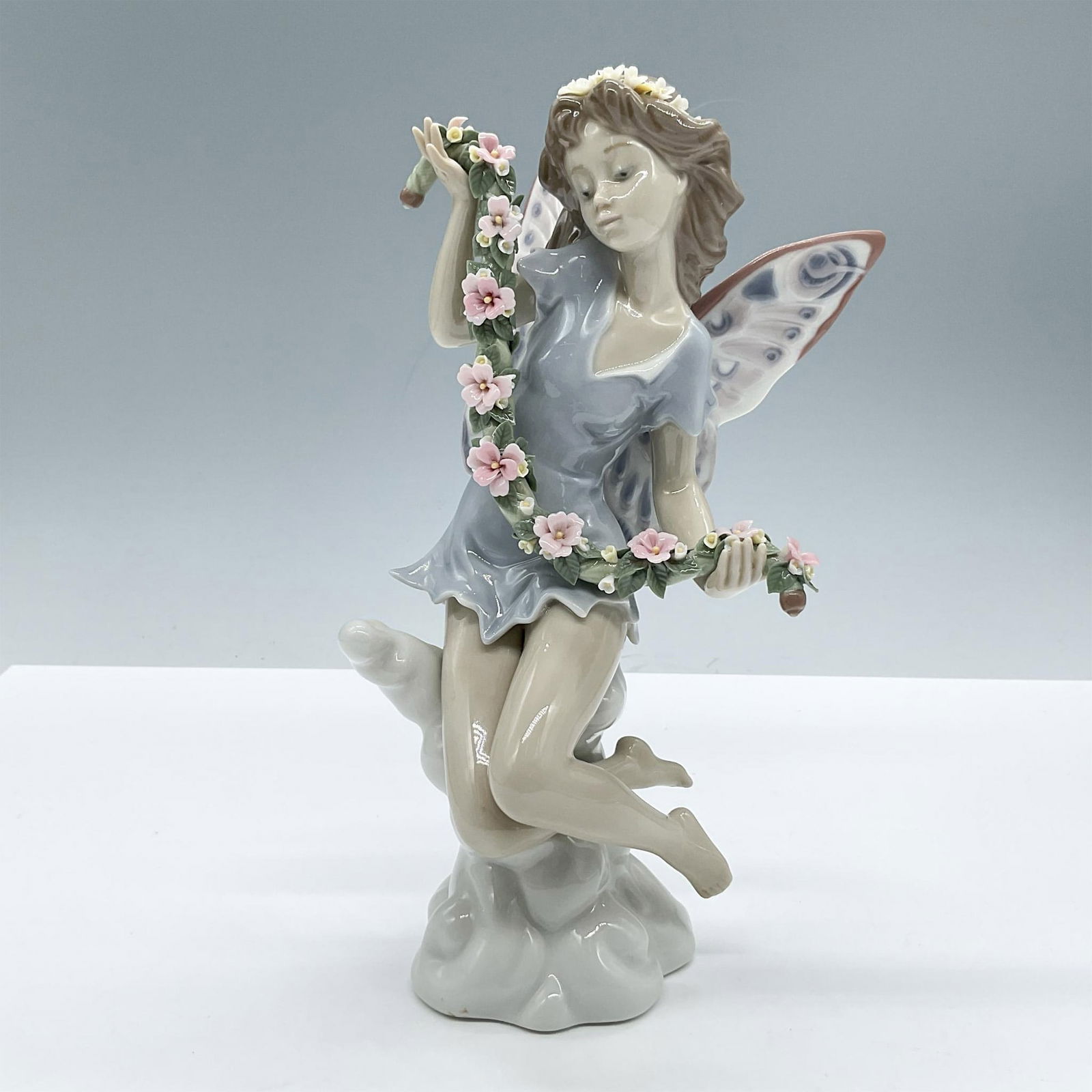 Fairy Garland 1005860 - Lladro Porcelain Figurine (1 of 3)