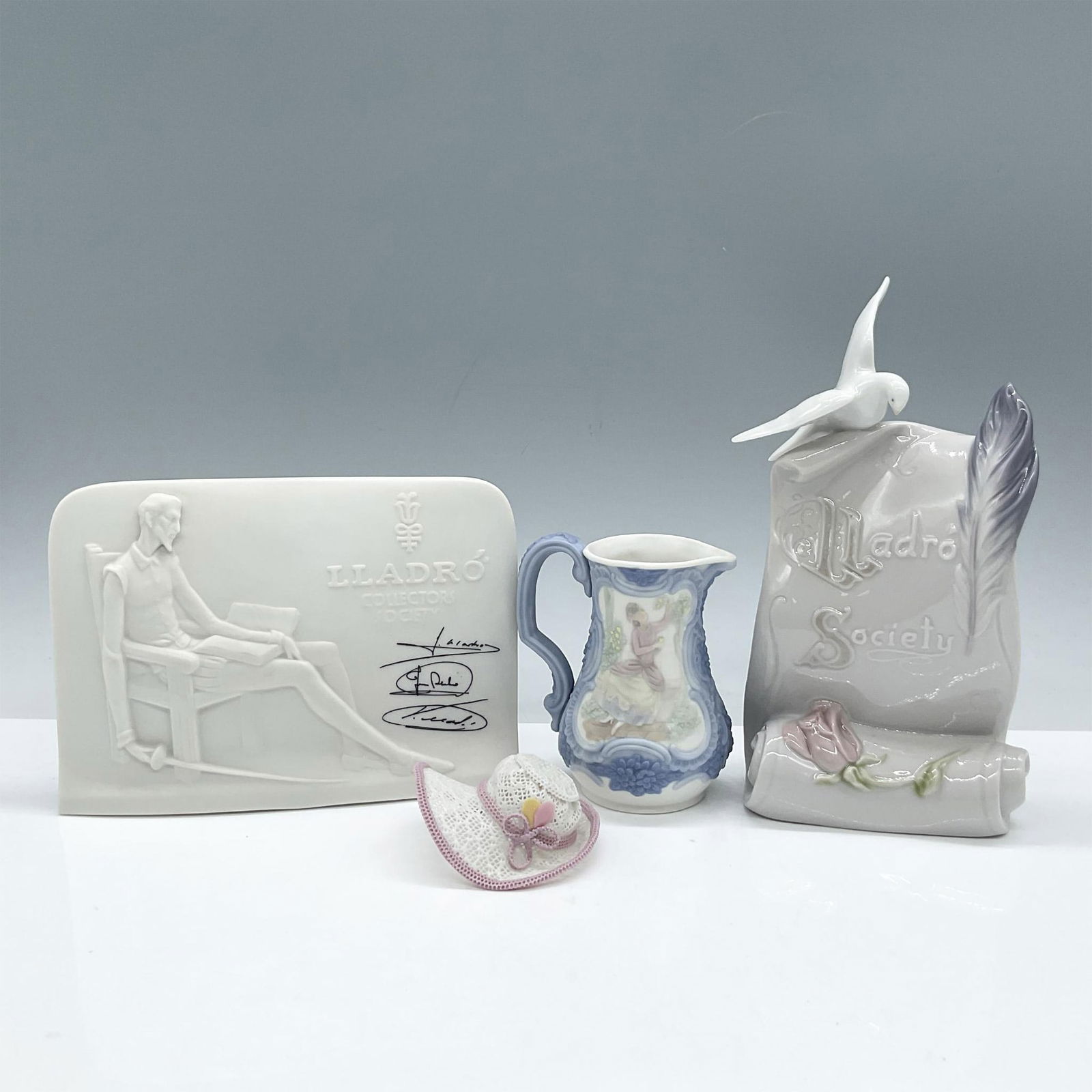 4pc Lladro Porcelain Figurines Art Brings Us Together 1007677 + Quixote Plaque, Vase and Hat (1 of 4)