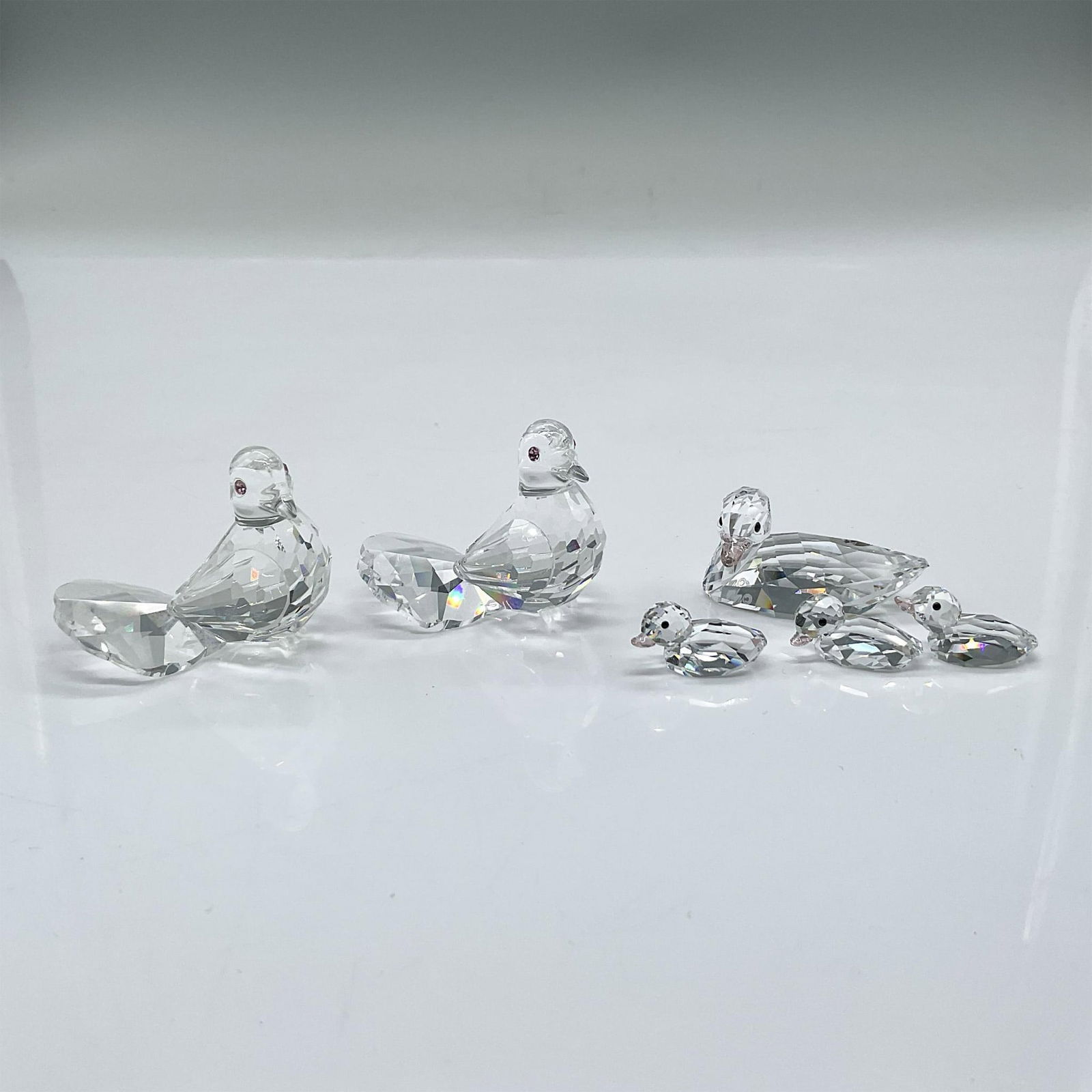 6pc Swarovski Crystal Figurine, Doves, Duck + Ducklings (1 of 3)
