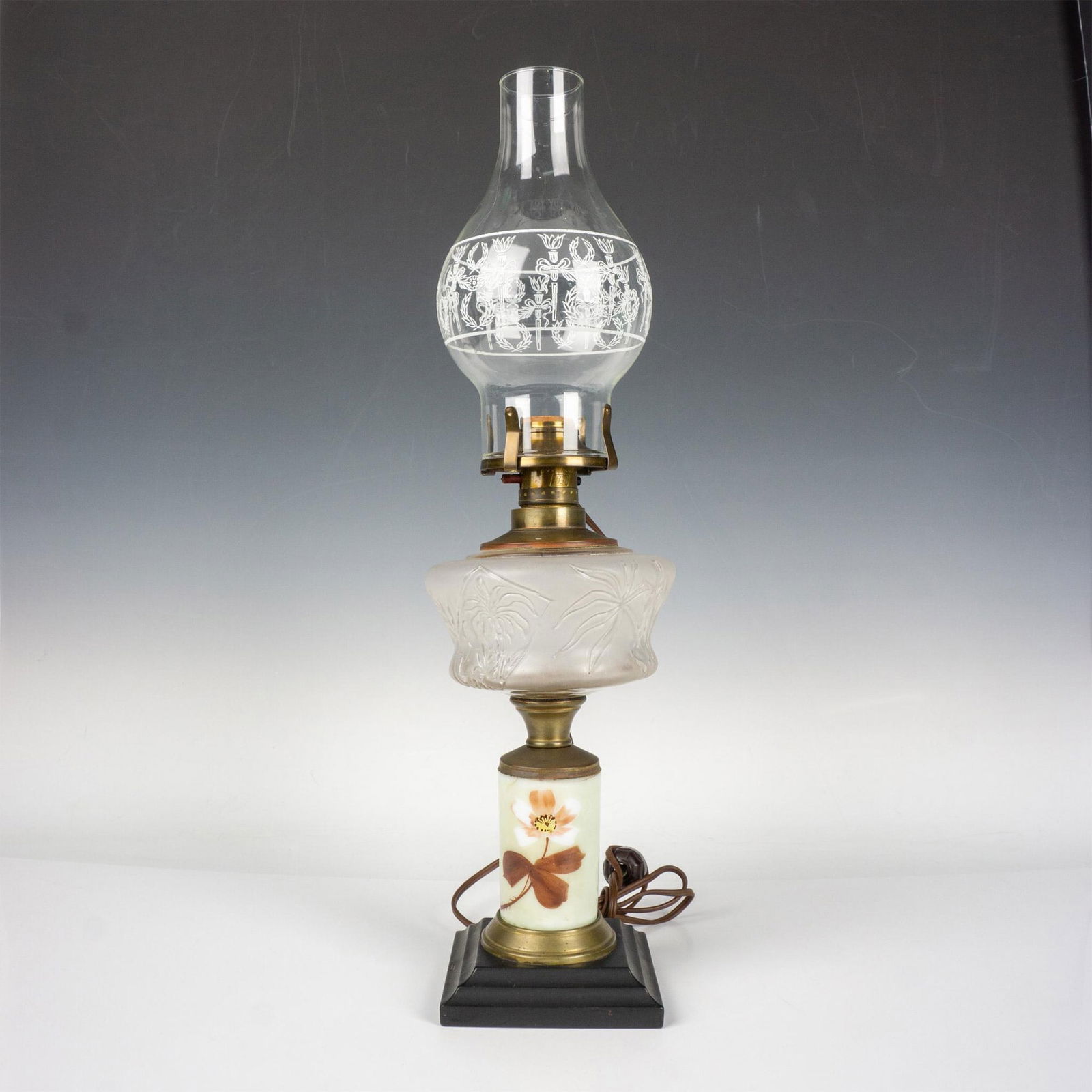 Antique 1920s Glass Table Lamp with Glass Lamp Shade (1 of 7)