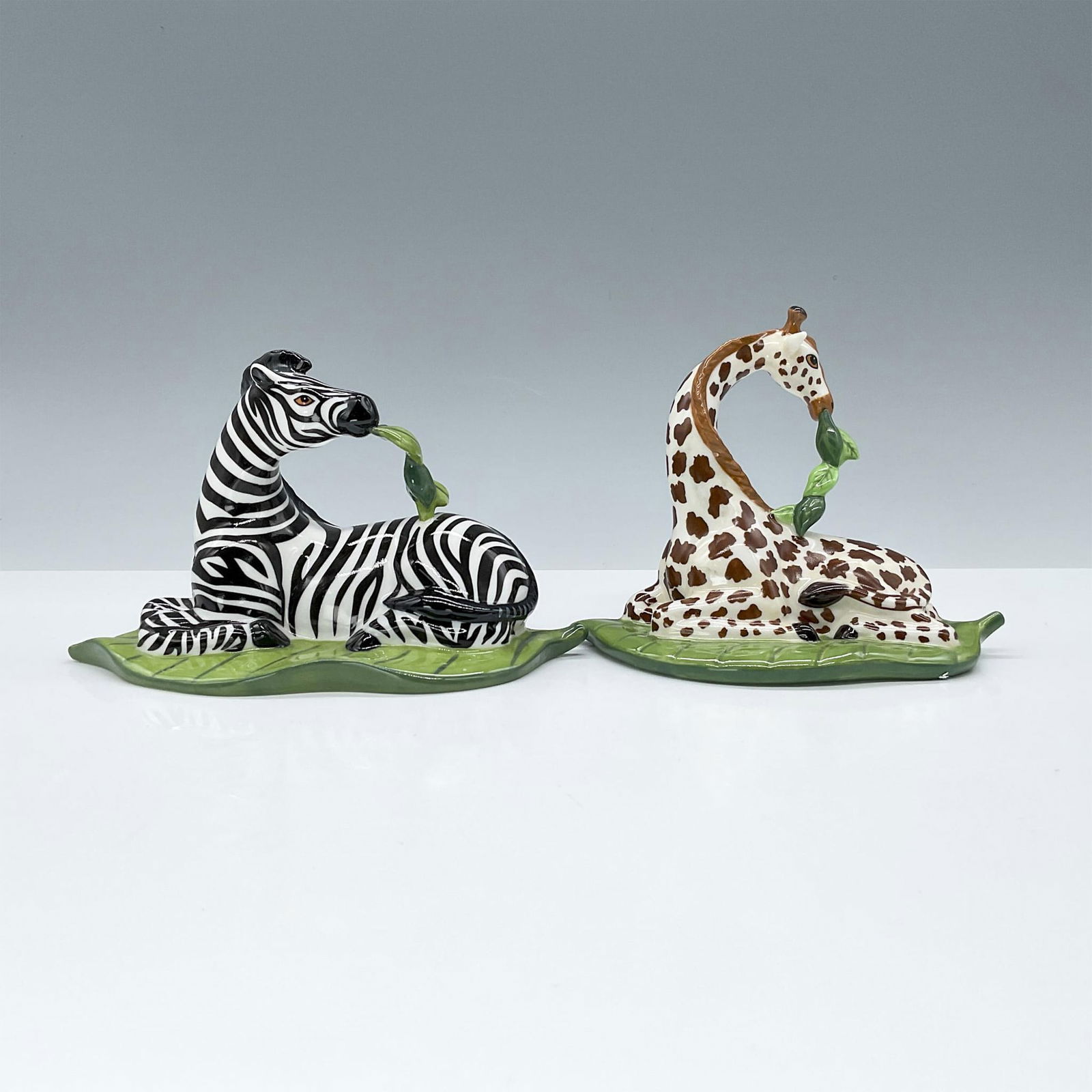 2pc Lynn Chase Out of Africa Giraffe and Zebra (1 of 3)