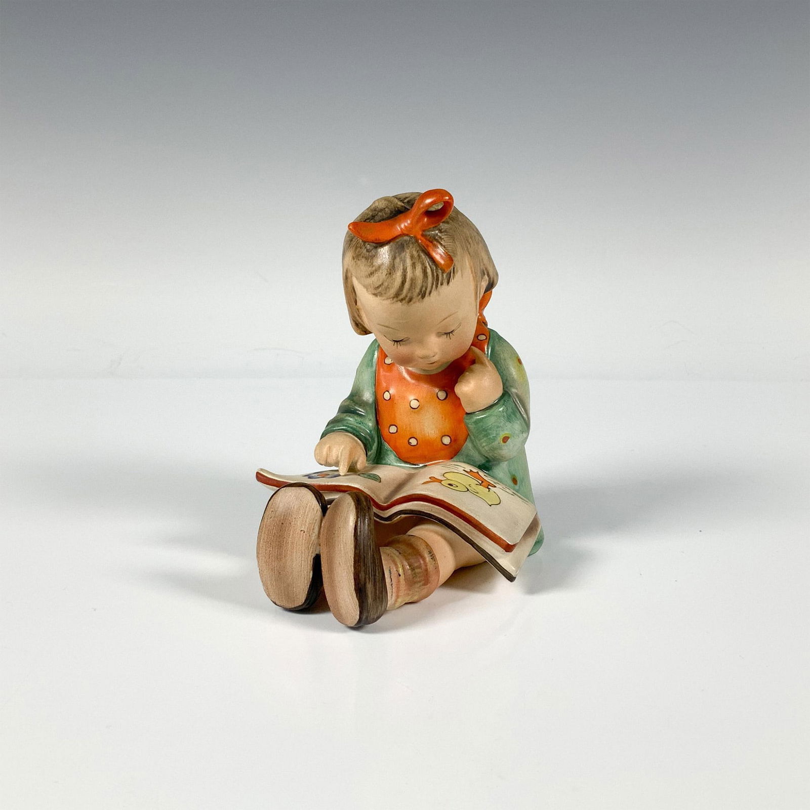 Goebel Hummel Porcelain Figurine, Bookworm Girl (1 of 3)