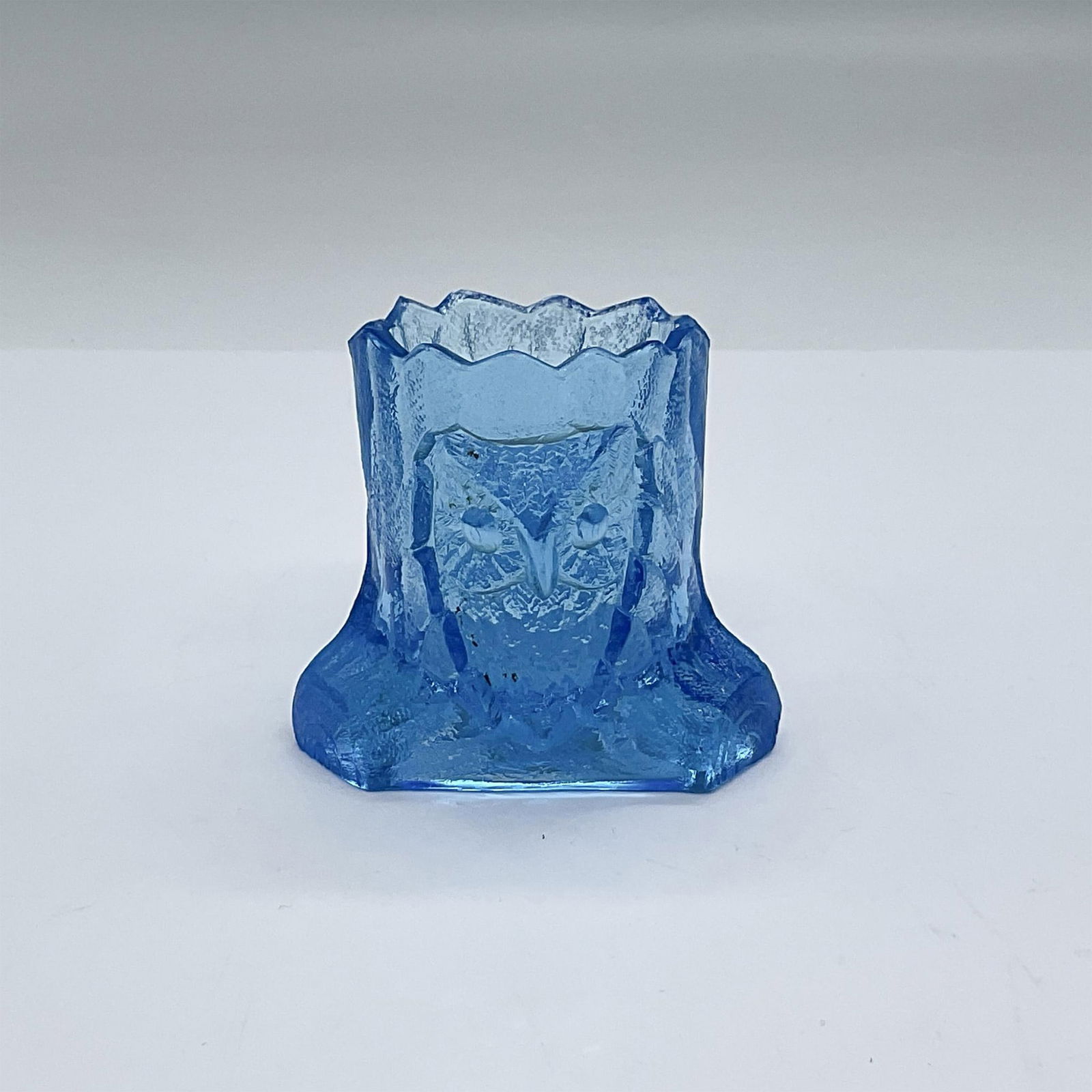 Summit Art Glass, Owl in Stump Blue Toothpick Holder (1 of 3)