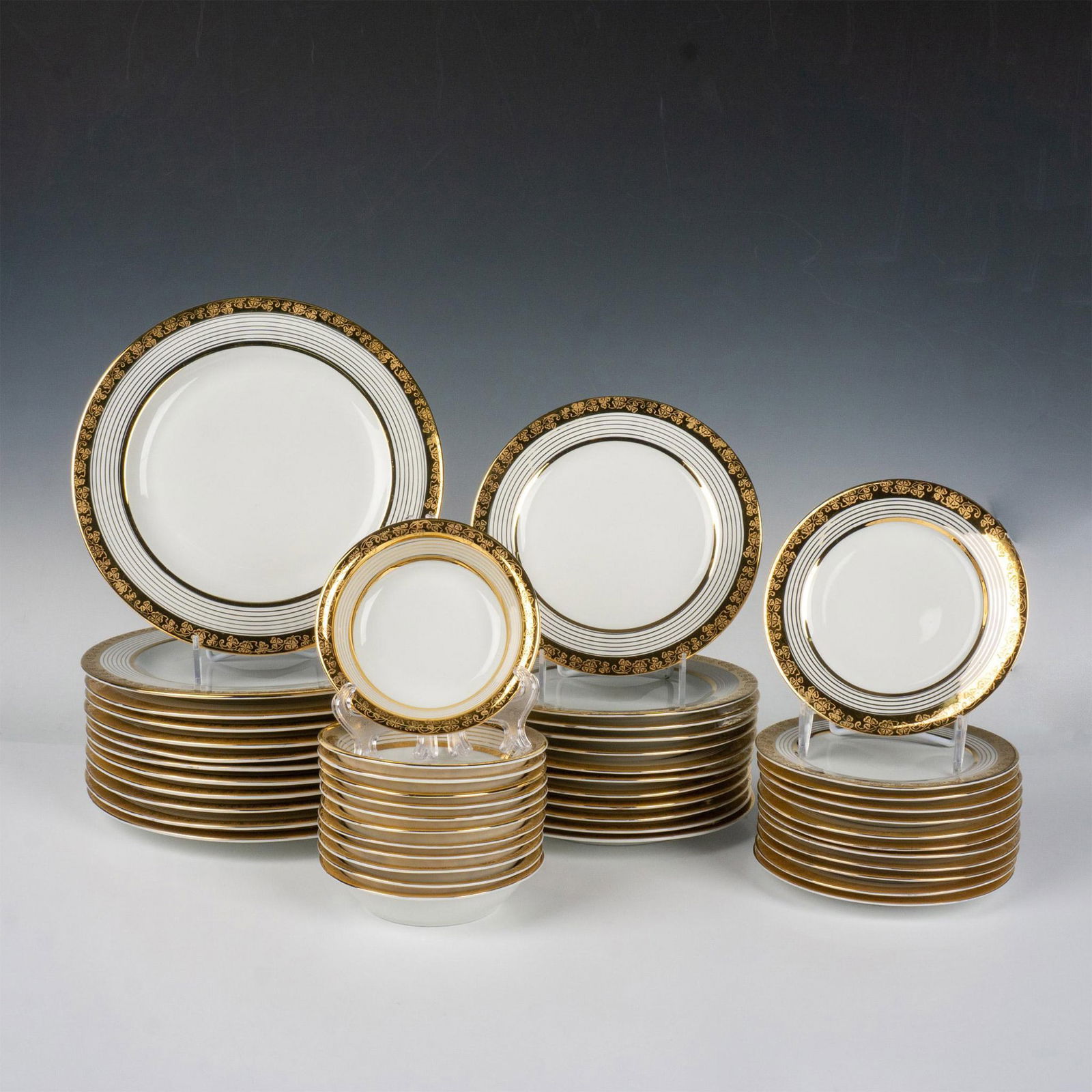 48pc King Quality Fine China 22kt Gold Clover Dinnerware Set (1 of 7)