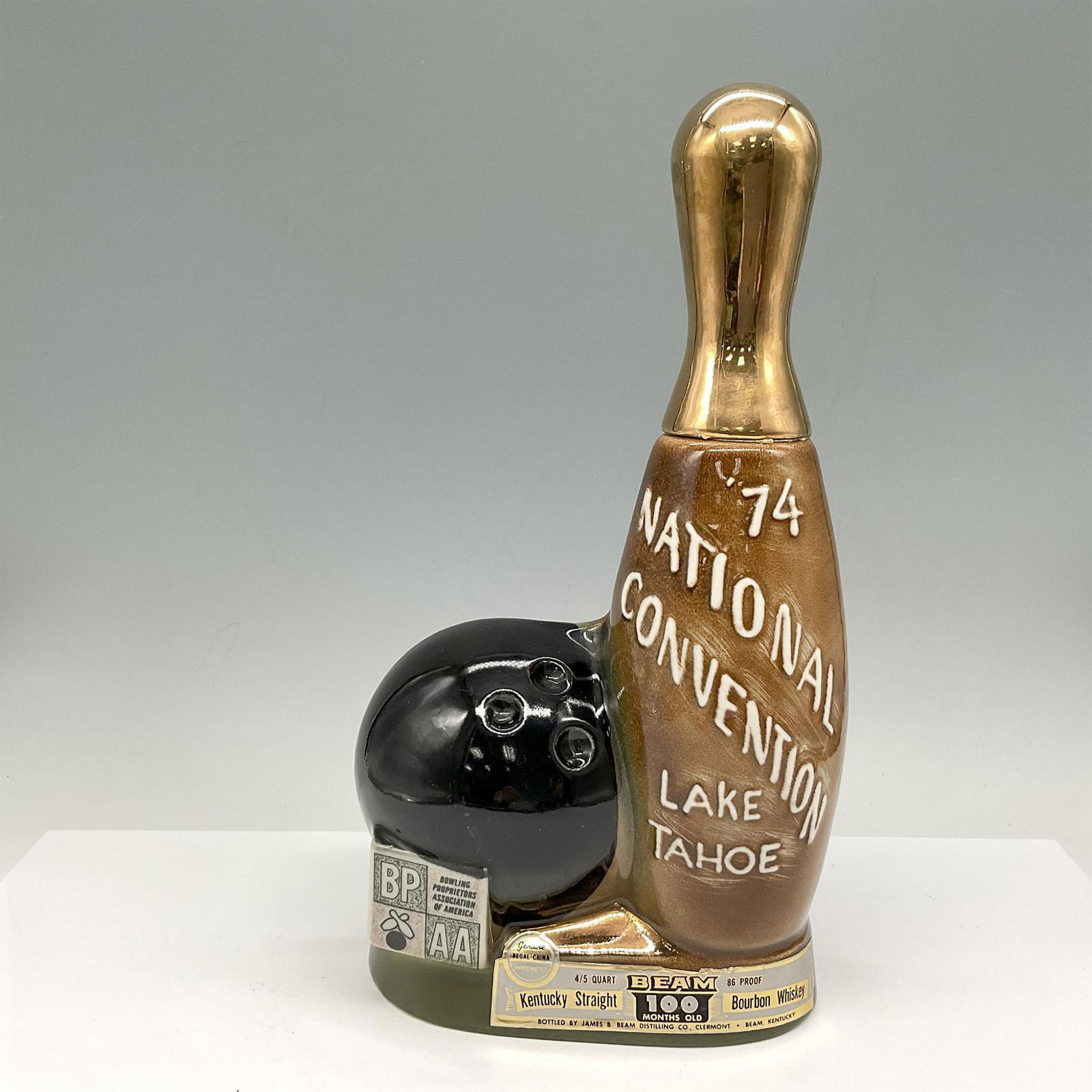 Vintage Jim Beam Porcelain 1974 Bowling Convention Liquor Bottle (1 of 3)
