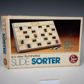 Vintage Logan E-Z View Illuminated Slide Sorter