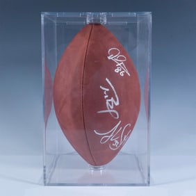 NFL Patriots T. Brady D. Patten And A. Smith Signed Football