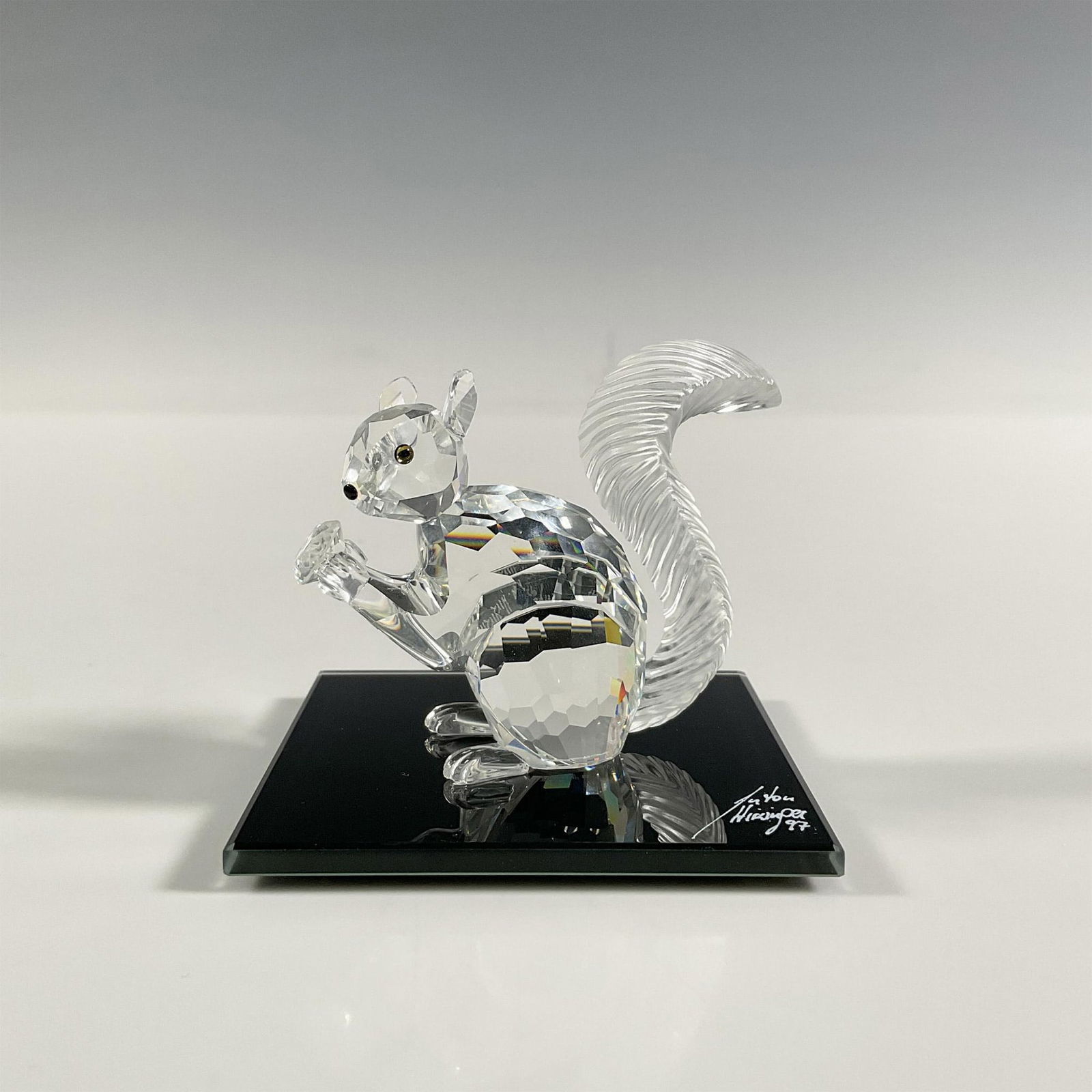 Swarovski Crystal The Squirrel Figurine & Black Base (1 of 7)