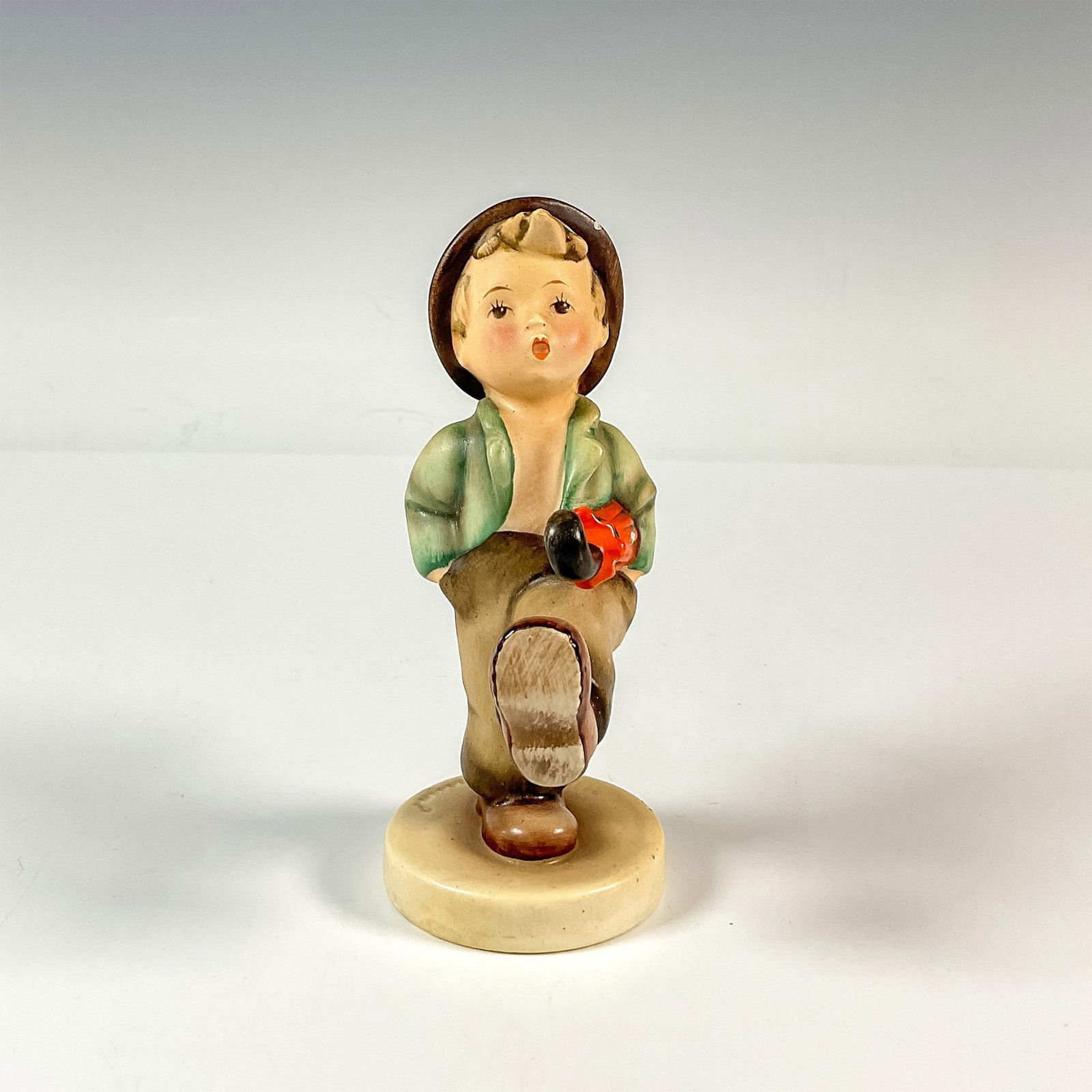 Goebel Hummel Figurine, Merry Wanderer (1 of 4)