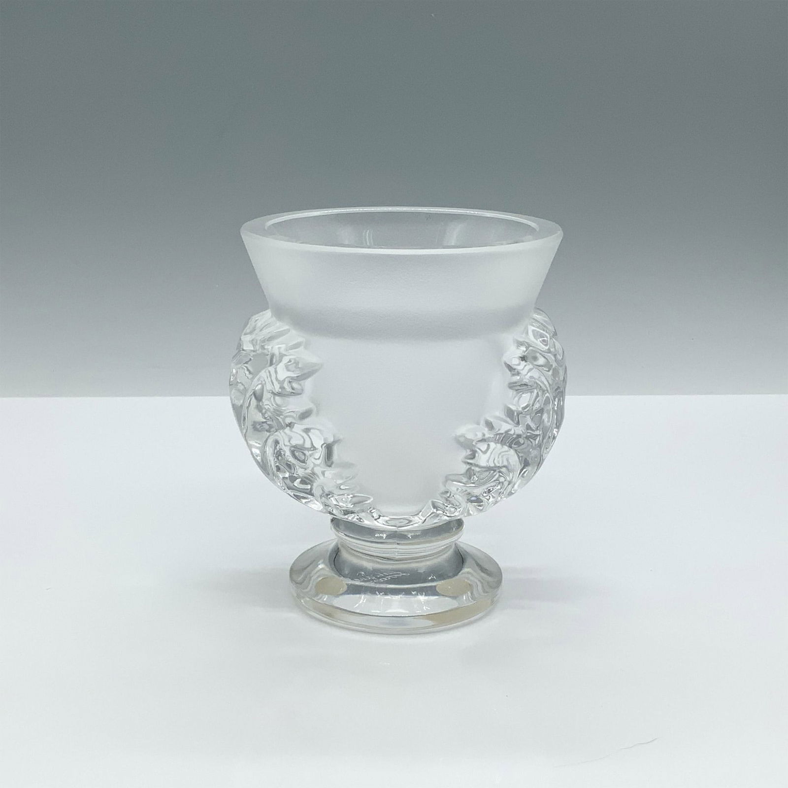 Lalique Crystal Vase, Saint Cloud (1 of 3)