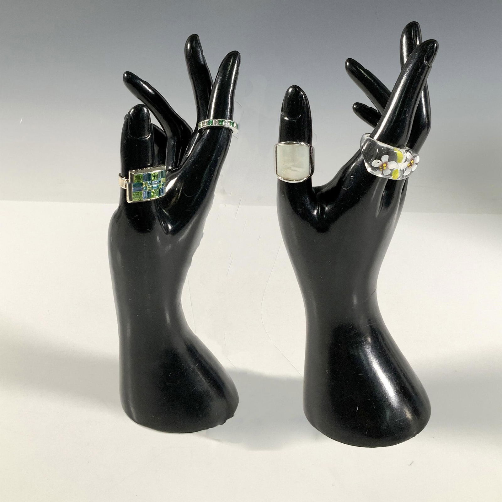 4pc Costume Jewelry Rings, Sz. 6 to 7 (1 of 6)