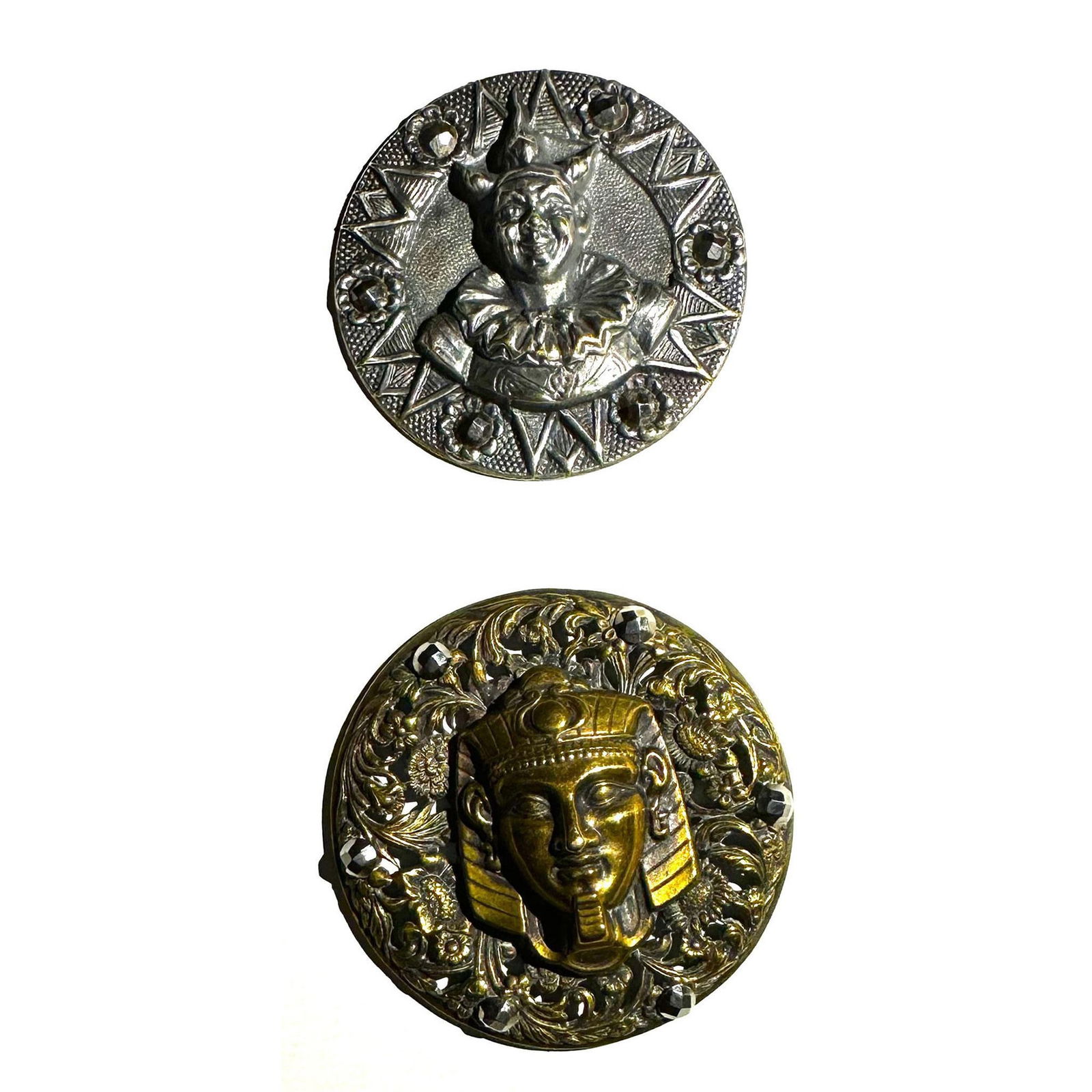 A small card of division one metal head buttons (1 of 4)