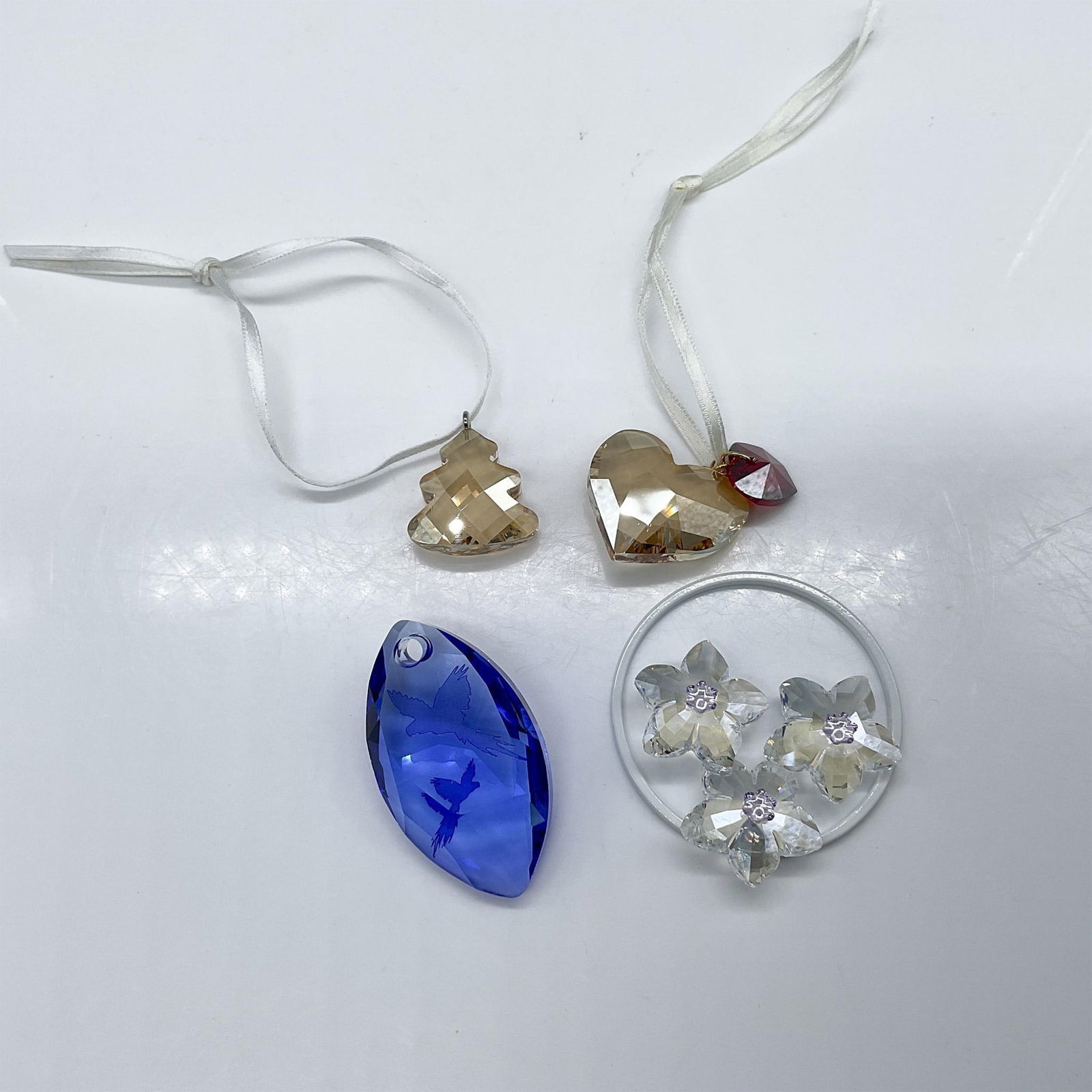 4pc Swarovski Crystal Christmas Ornaments (1 of 2)