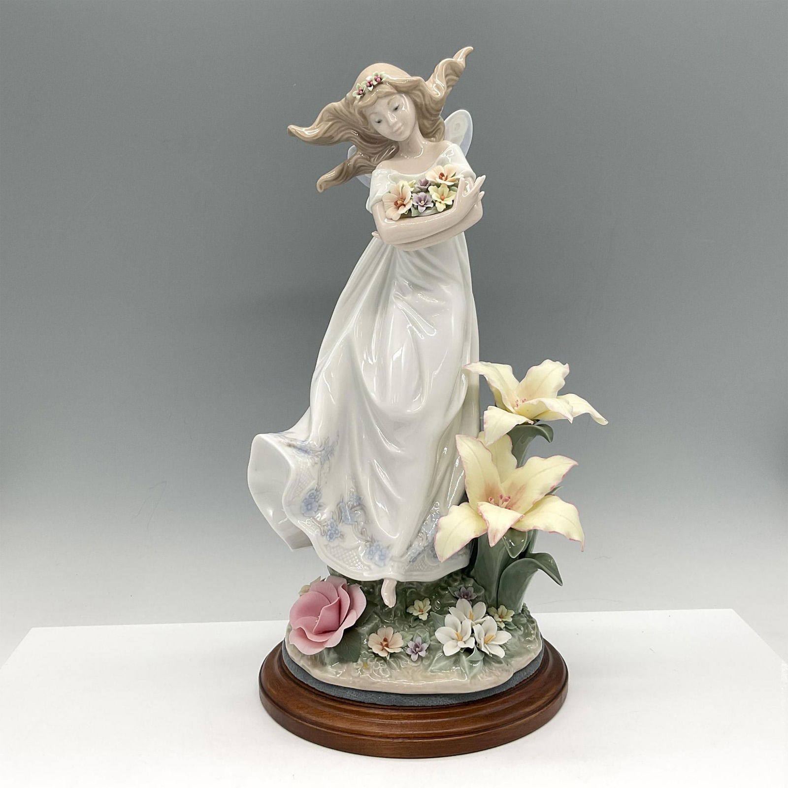 Mystical Garden + Base 1006686 - Lladro Porcelain Figurine (1 of 3)
