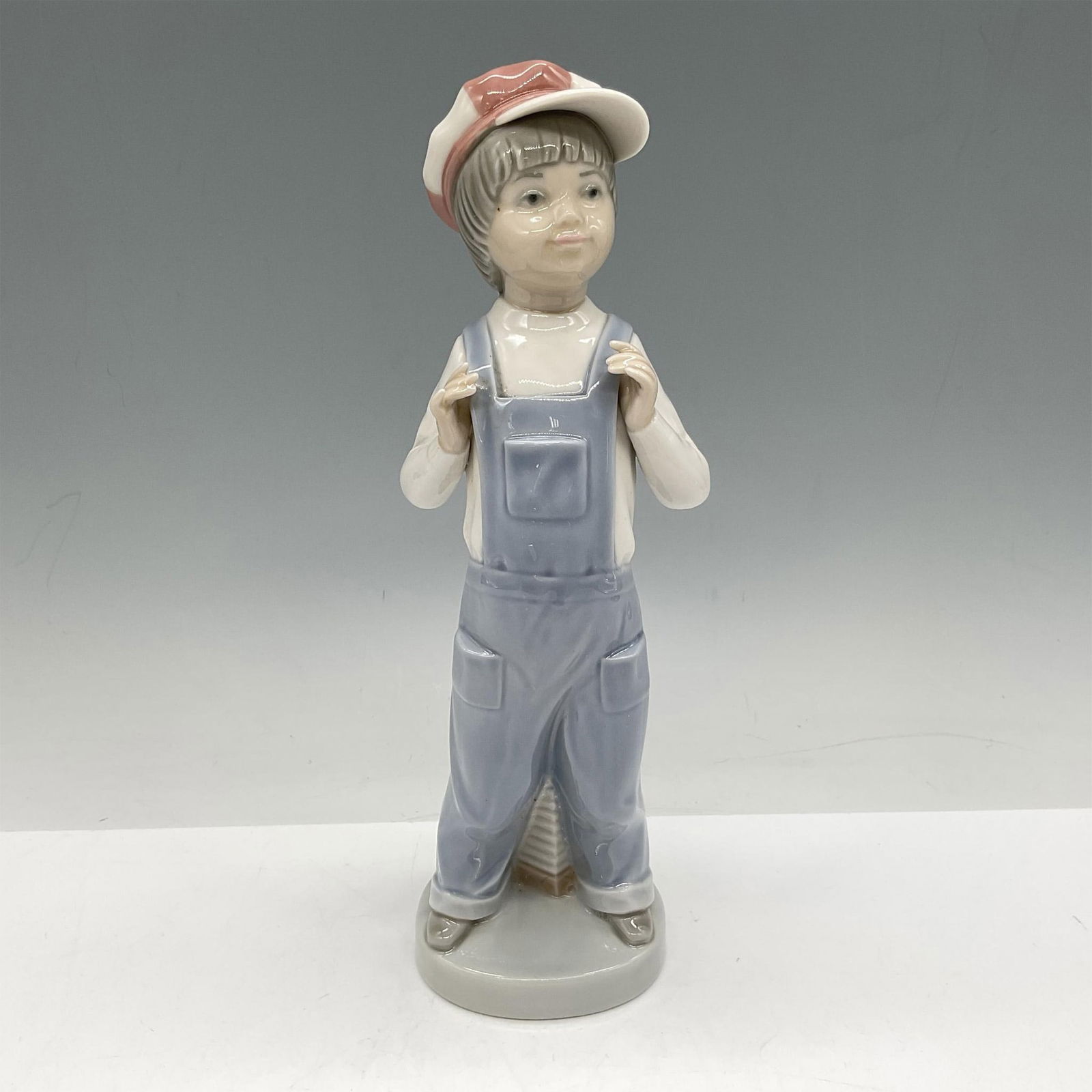 Boy From Madrid 1004898 - Lladro Porcelain Figurine (1 of 4)