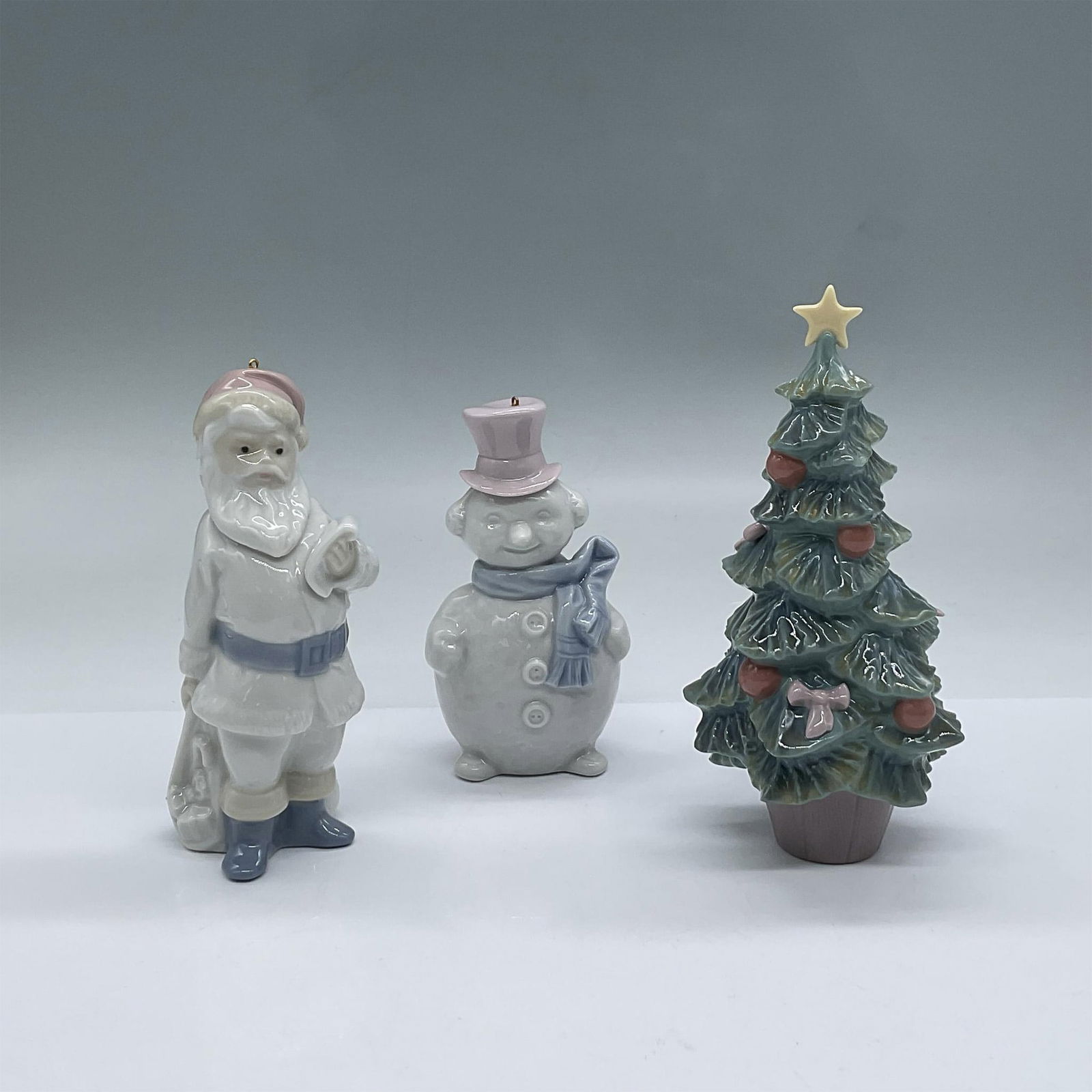 3pc Lladro Figurine Grouping, Santa, Tree, and Snowman - Lladro Porcelain Figurine (1 of 4)