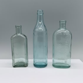 3pc Collectible Glass Bottle Souvenirs