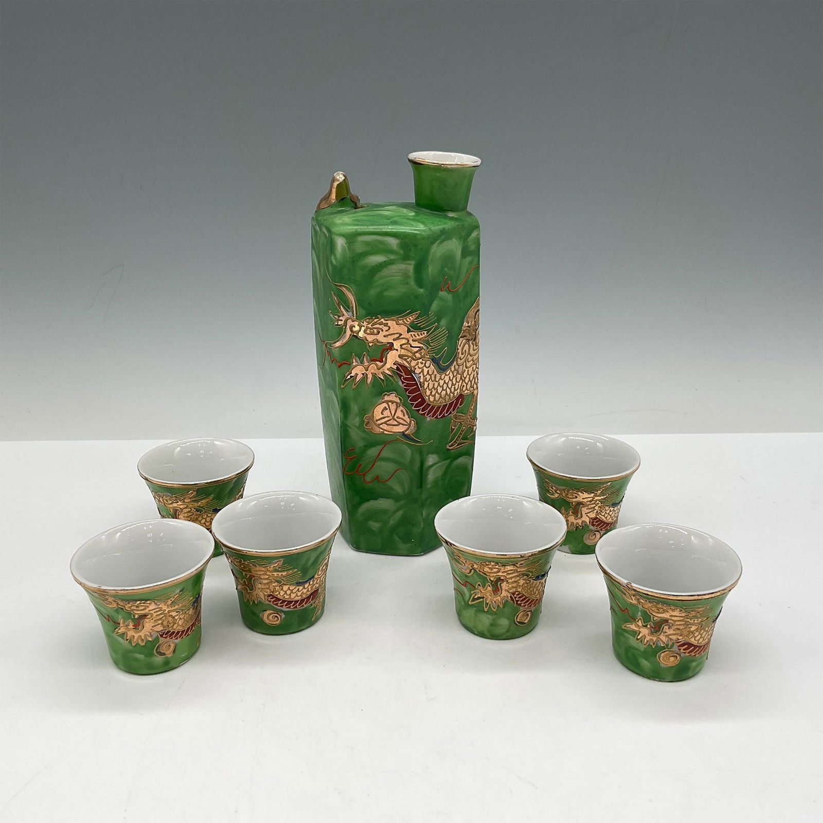7pc Vintage Japanese Dragonware Moriage Sake Set (1 of 3)