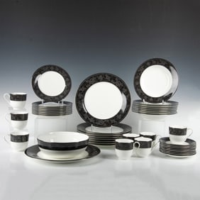 42pc Mikasa Bone China Belgian Lace Black Tableware