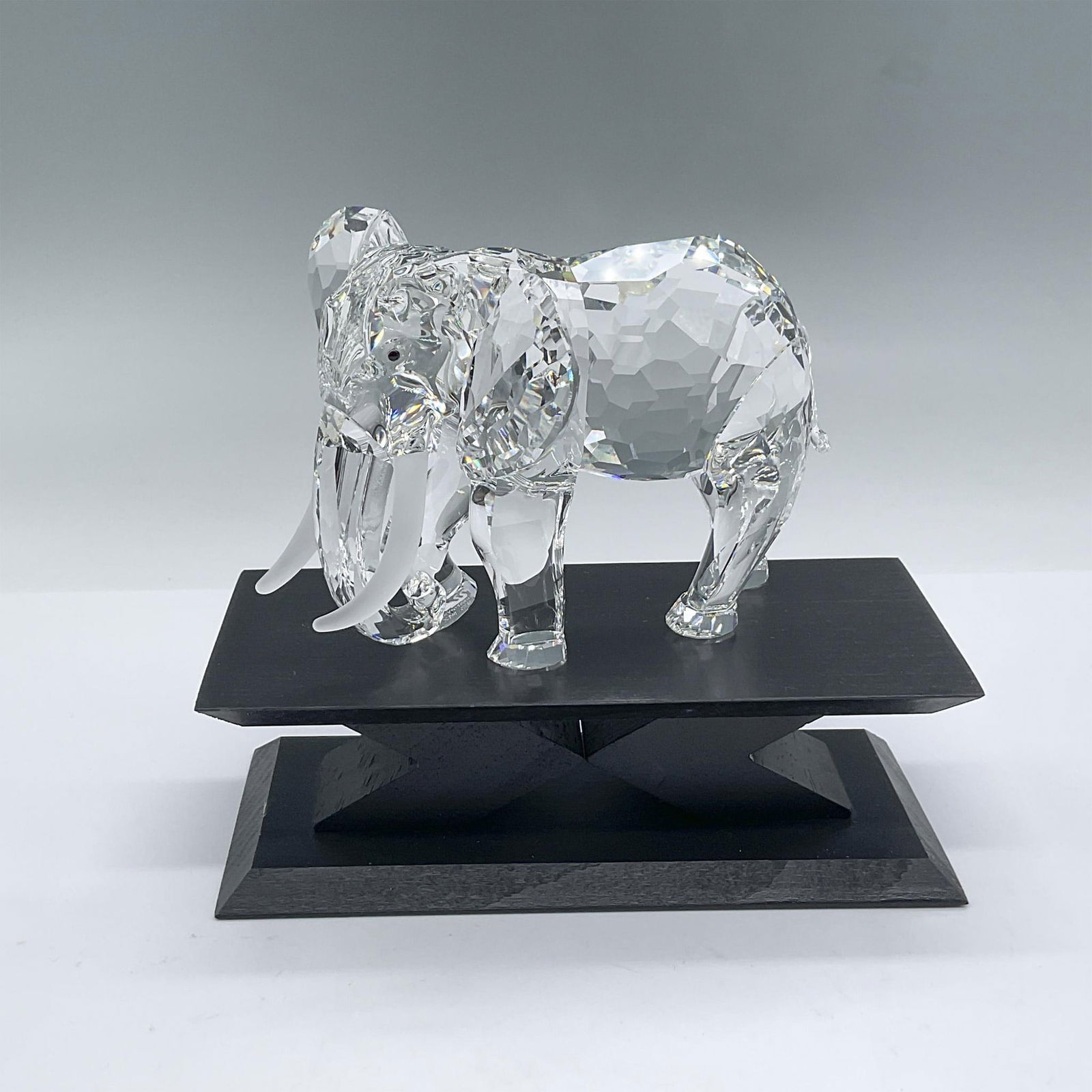 2pc Swarovski Crystal Figurine + Base, Elephant (1 of 4)