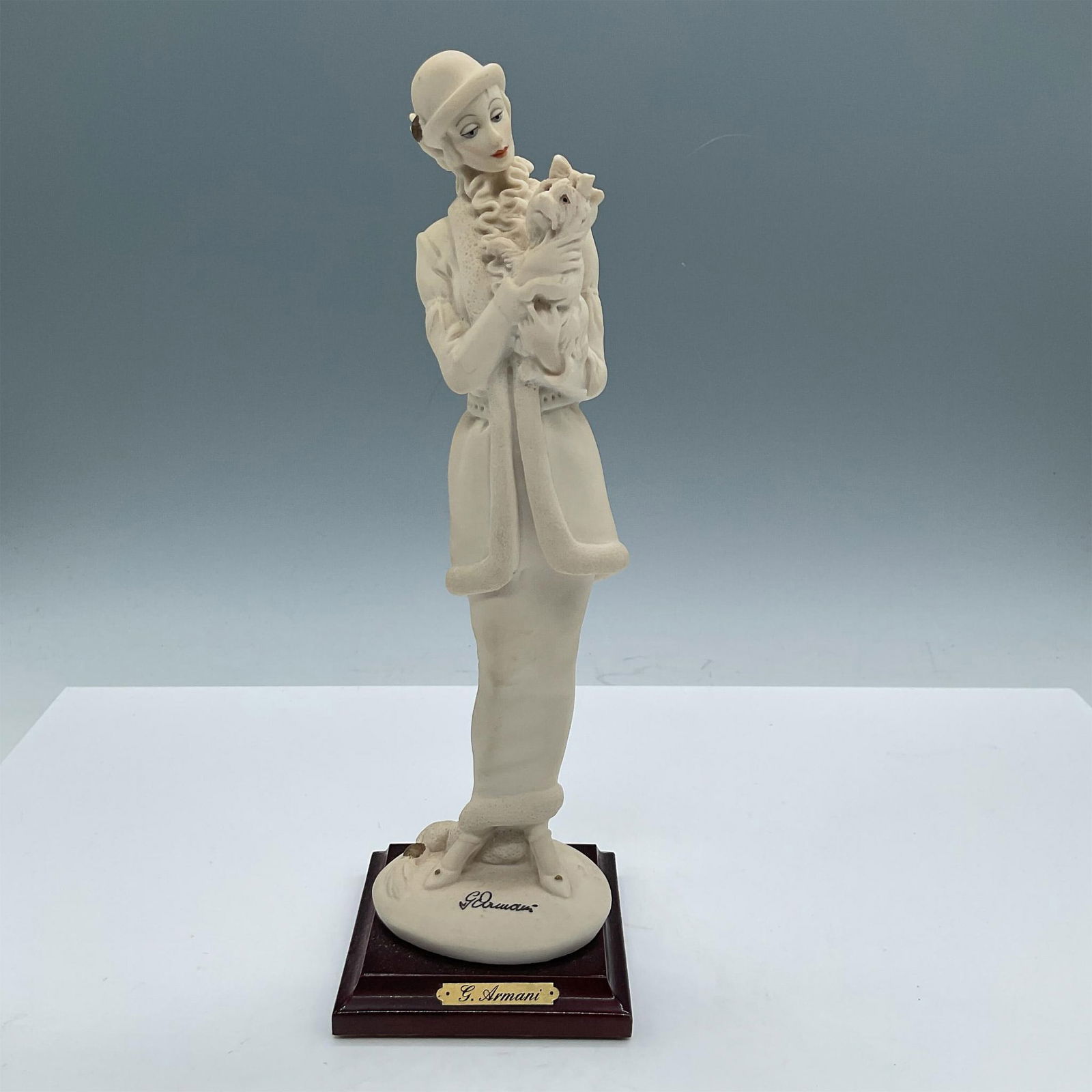 Florence Scuplture Giuseppe Armani Figurine, Lady with Dog (1 of 3)