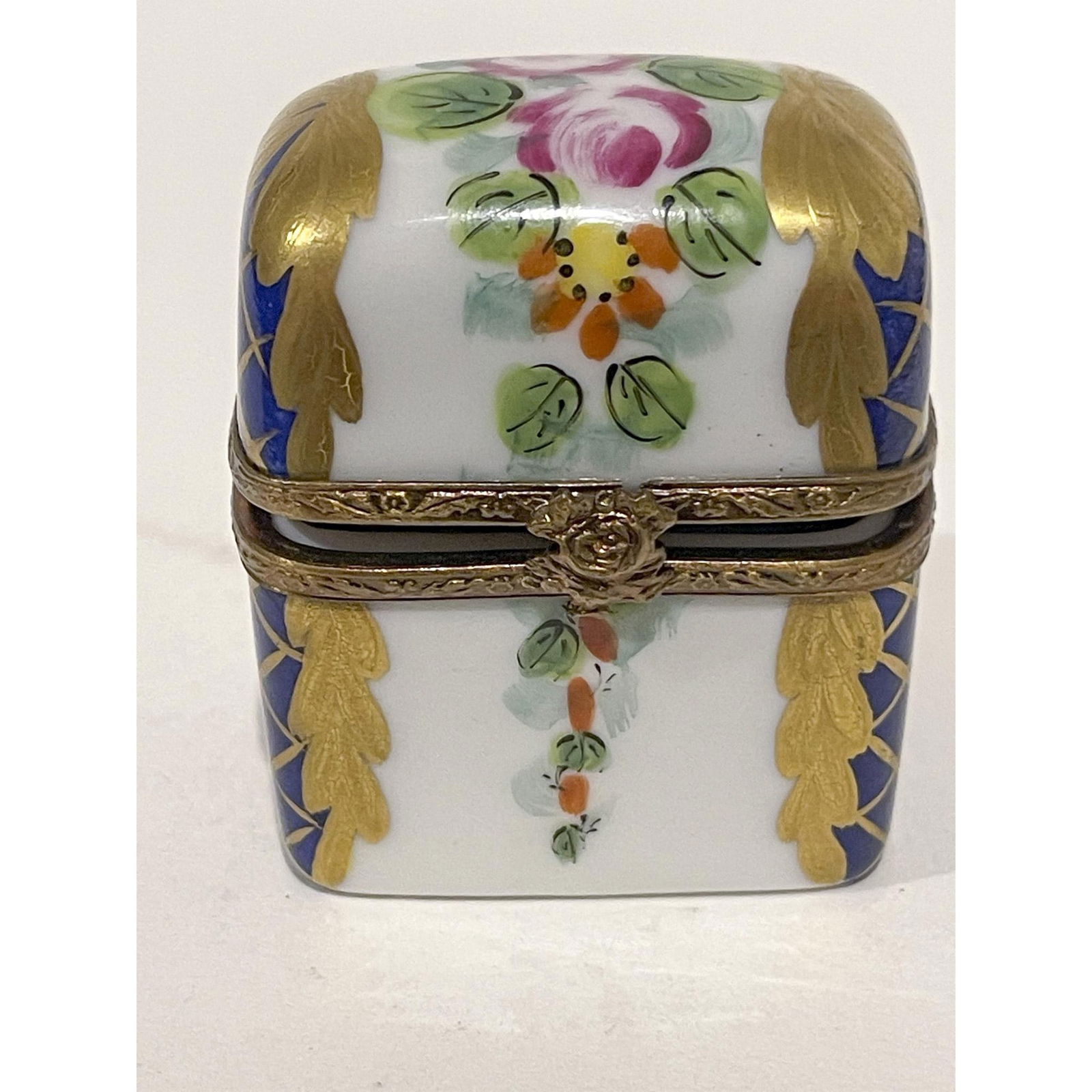 Limited Ed Limoges Keepsake with Perfume Bottles Numbered (1 of 6)