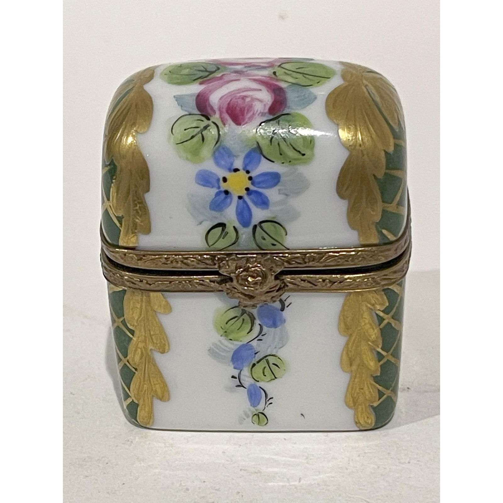 Limited Ed Limoges Keepsake with Perfume Bottles Numbered (1 of 7)