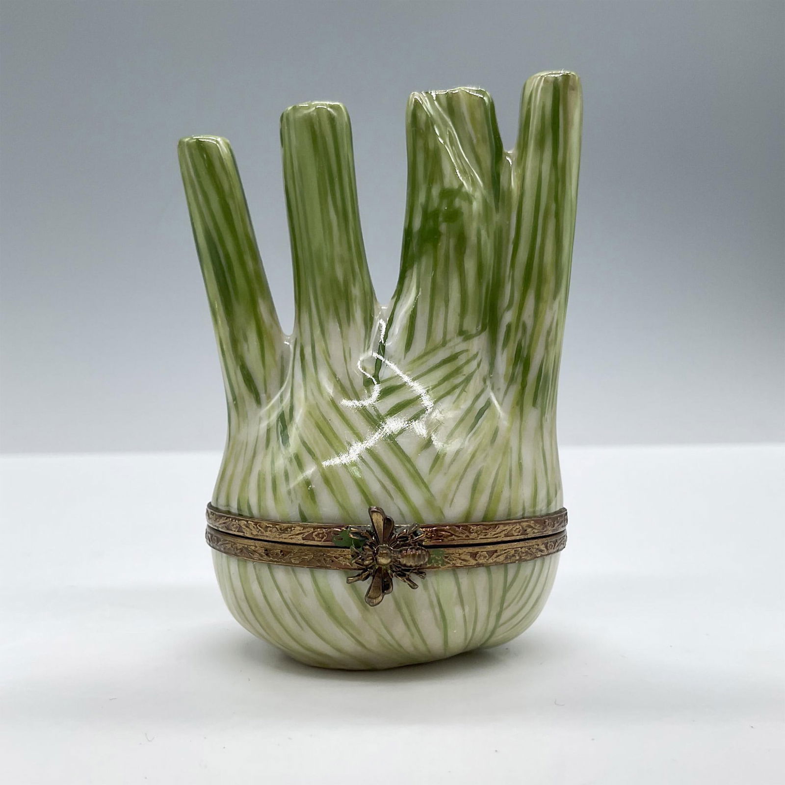 Limoges Porcelain Treasure Box, Fennel (1 of 4)