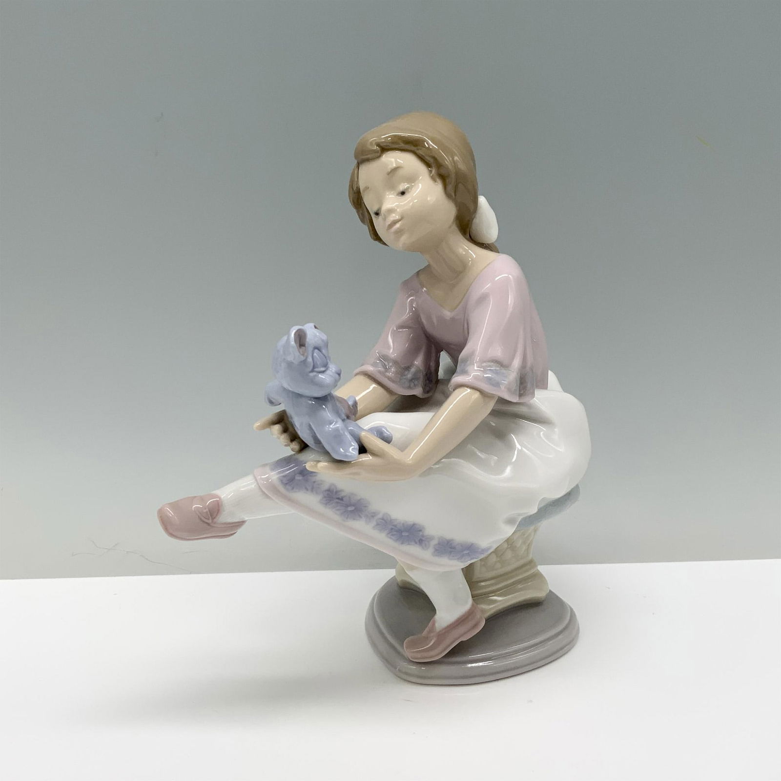 Best Friend 01007620, Signed - Lladro Porcelain Figurine (1 of 4)