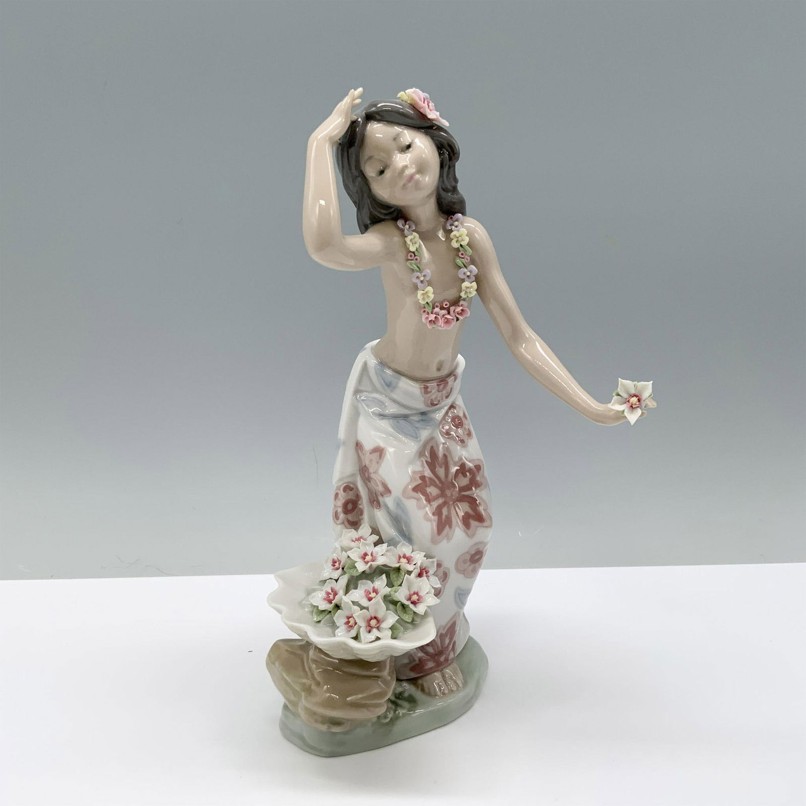 Lladro Hawaiian Dancer # 1478 Porcelain Figurine