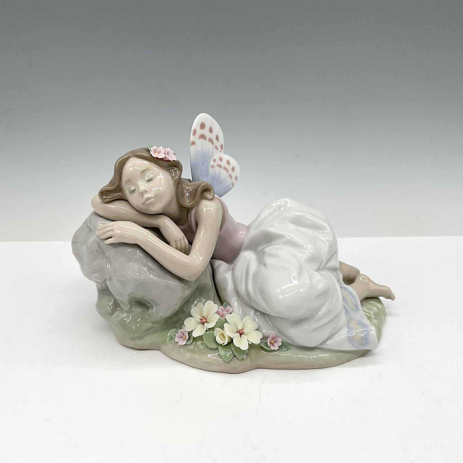 Princess Of The Fairies 01007694 - Lladro Porcelain Figurine (1 of 4)