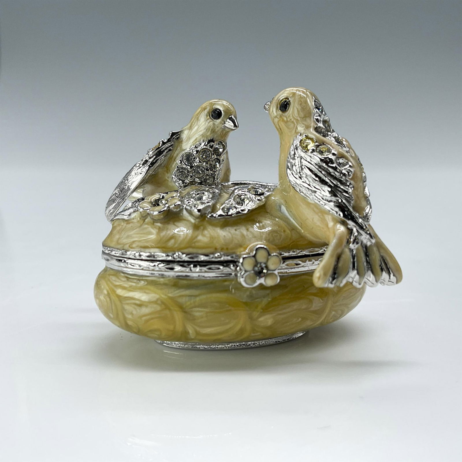 Jay Strongwater Lovebirds Oval Box, Hetty (1 of 5)