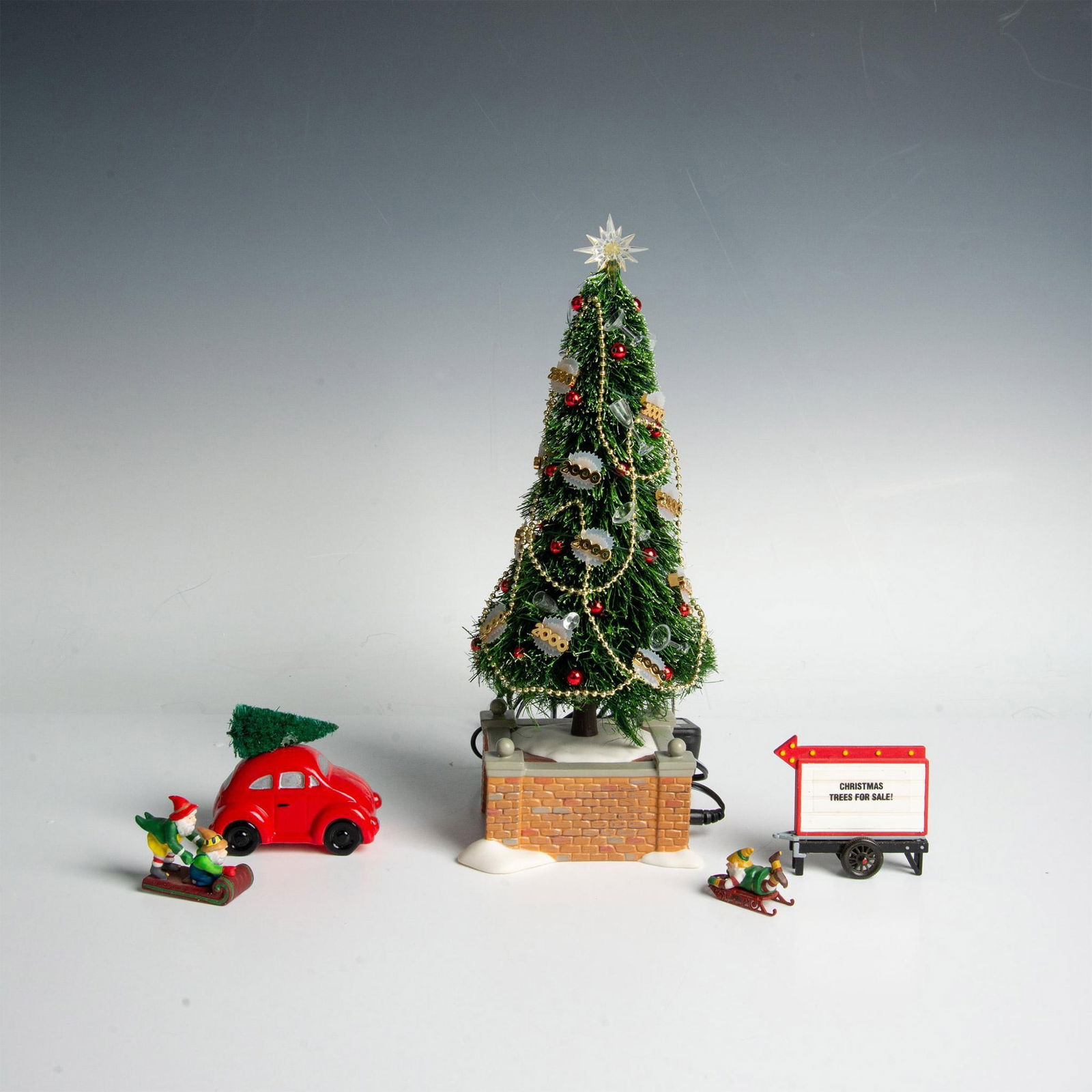 5pc Dept 56 Christmas Village Year 2000 Tree and Figures (1 of 2)