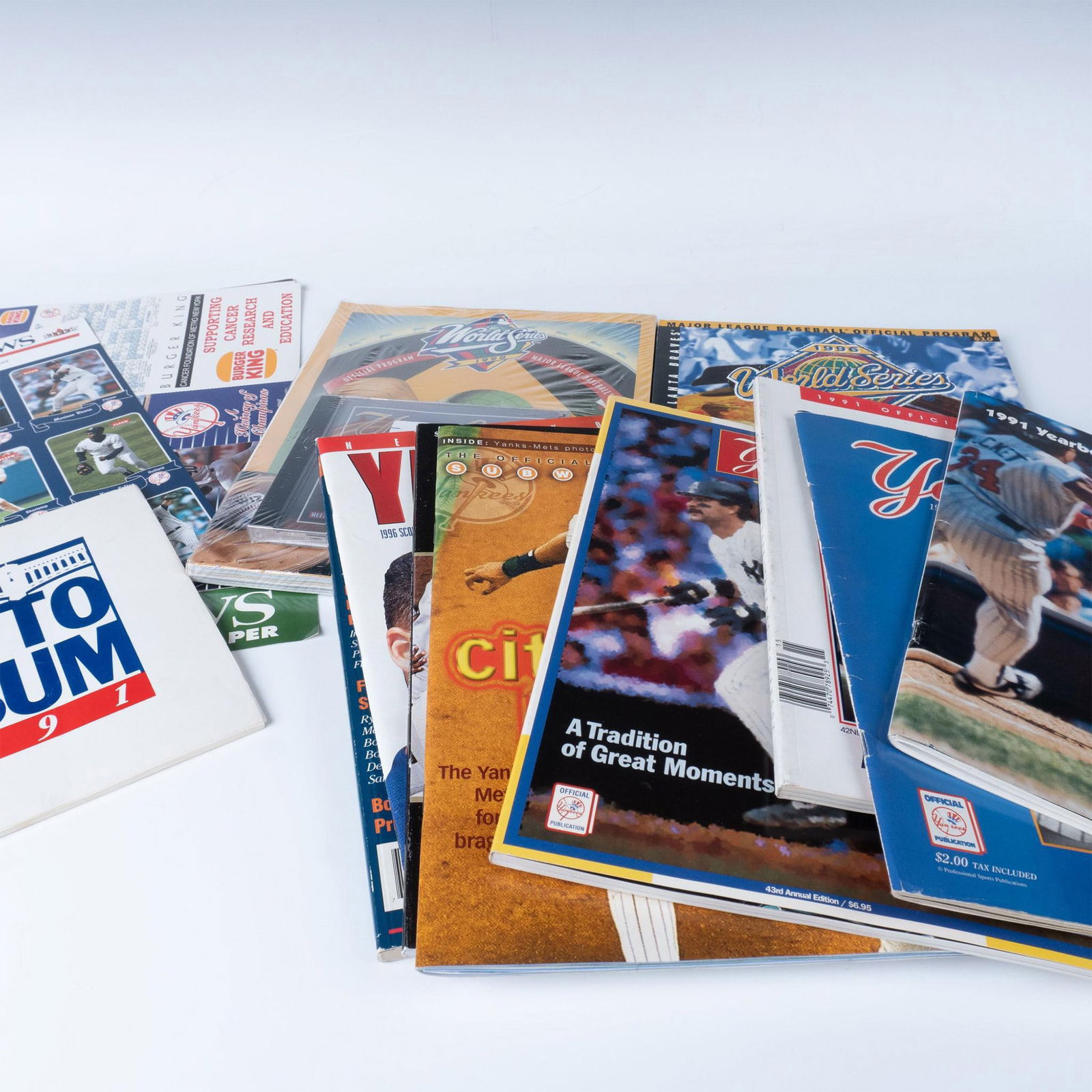 15pc Yankees Published Memorabilia, Mostly 1990's (1 of 7)