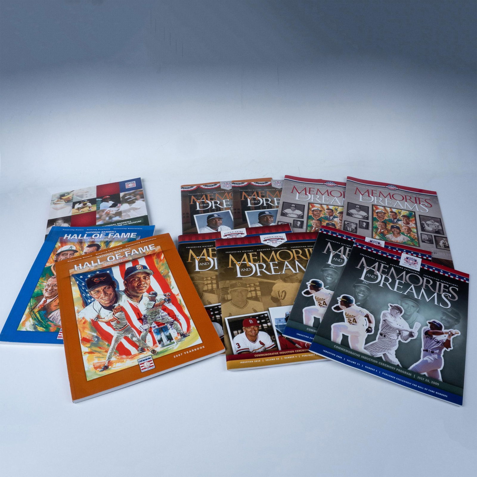 11pc Baseball Hall of Fame Programs and Yearbooks (1 of 5)