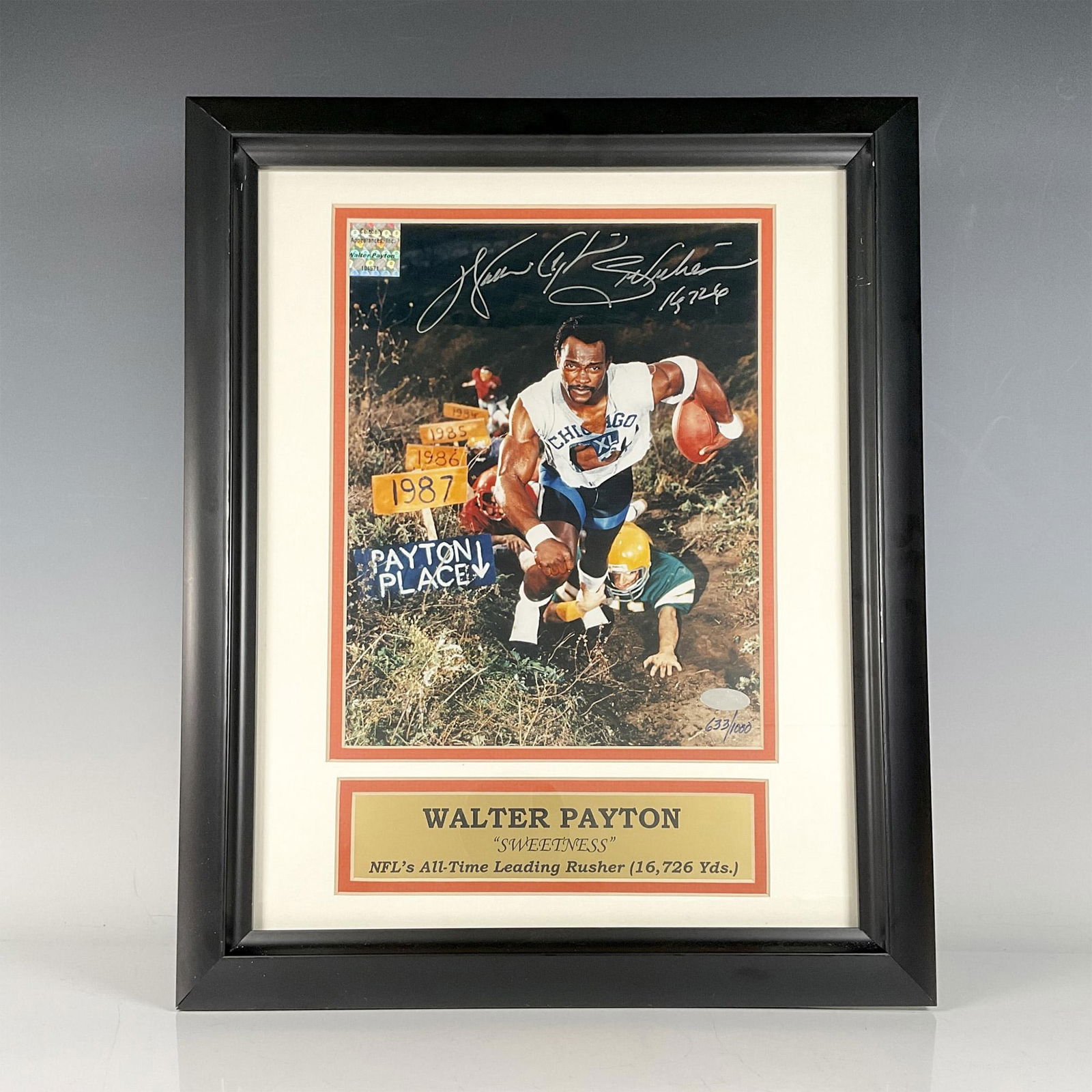 Walter Payton Autographed Photo (1 of 3)