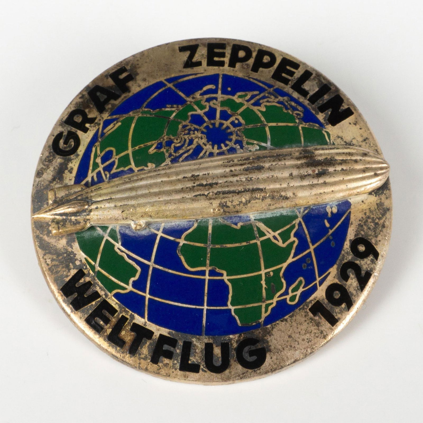 1929 German Graf Zeppelin Weltflug Commemorative Badge (1 of 2)