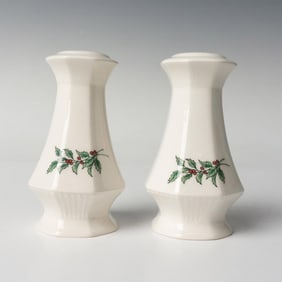 Pair of Nikko Porcelain Salt & Pepper Shakers, Christmastime