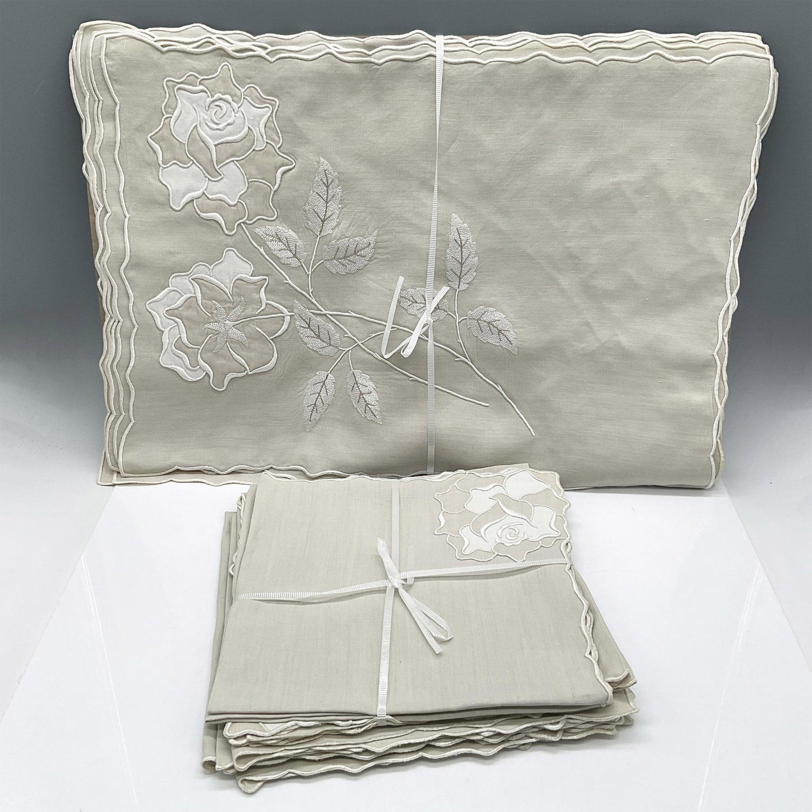 Embroidered Table Linens - Placemats & Napkins, Set of 8 (1 of 3)