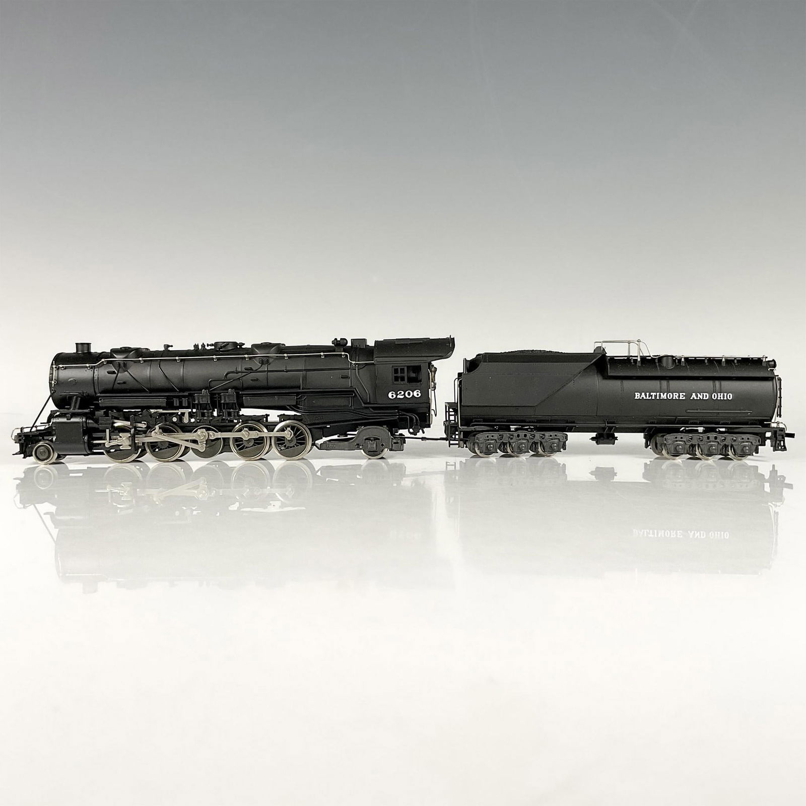 AHM Am Classic Steam Locomotives HO Model Train S1A Texas (1 of 7)