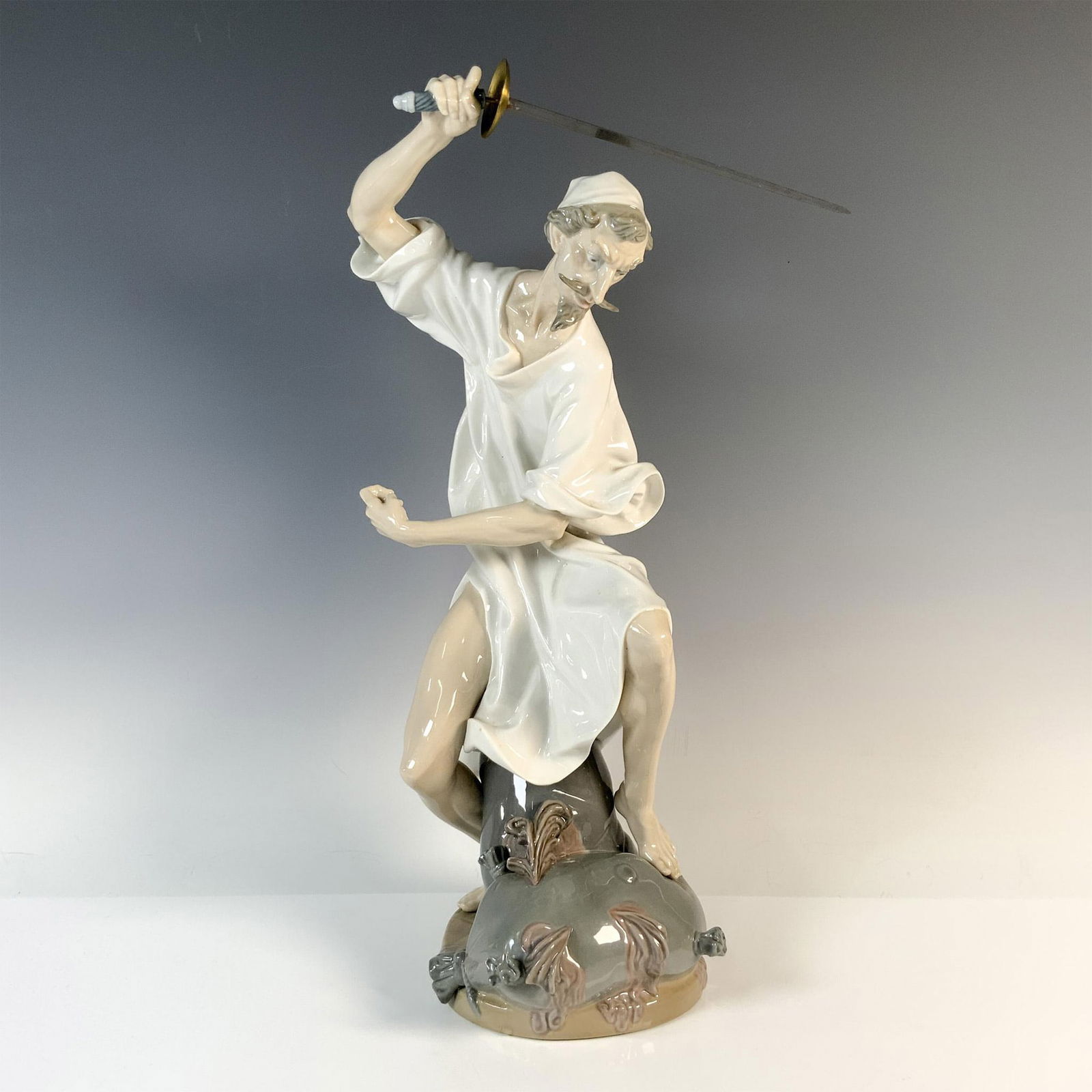 Wrath of Don Quixote 1001343 - Lladro Porcelain Figurine (1 of 4)