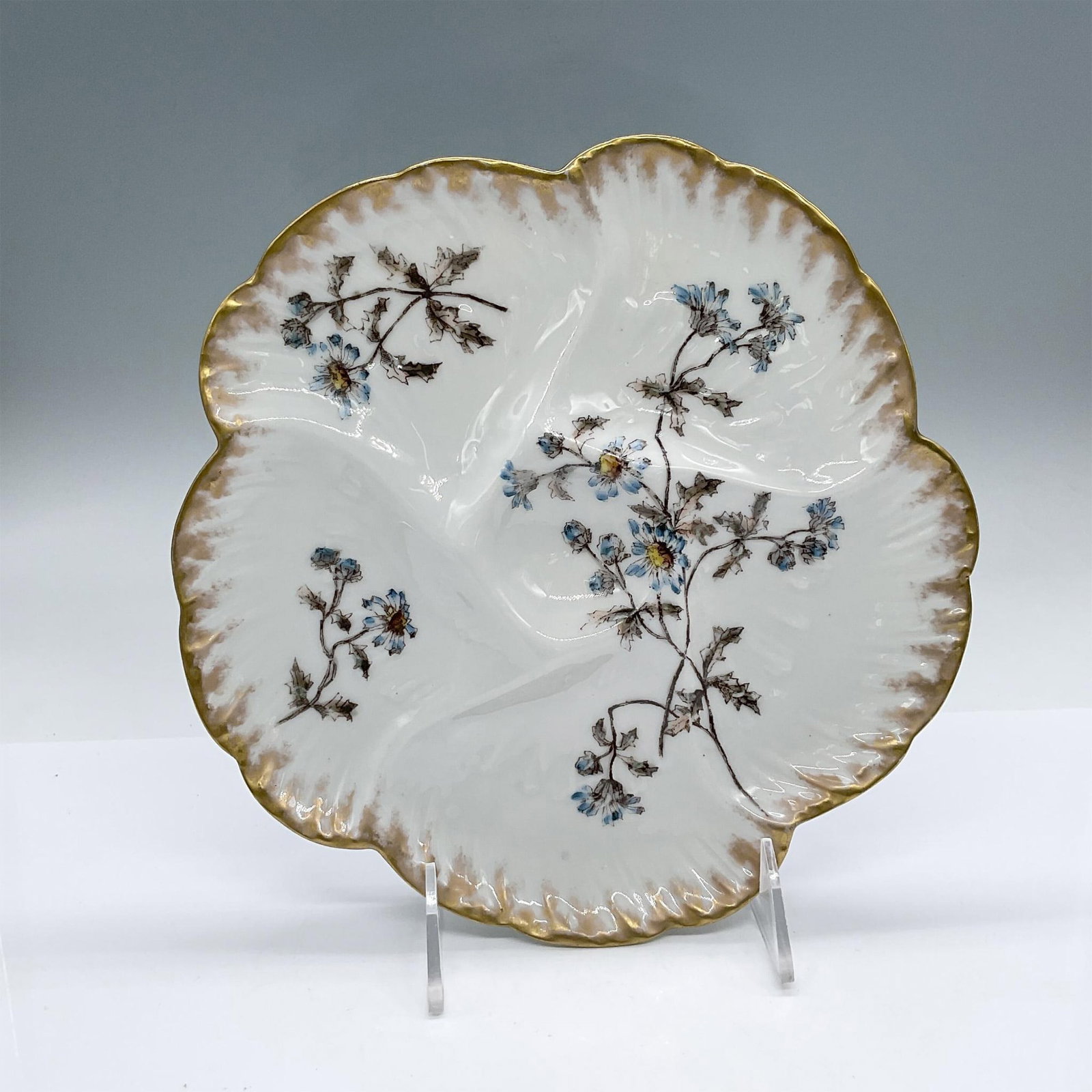 Haviland CFH GDM Limoges Floral Oyster Plate (1 of 2)