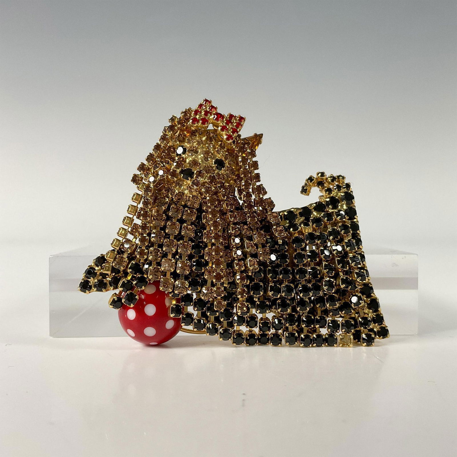 Dorothy Bauer Crystal Gold Plated Brooch Pin, Pekinese Dog (1 of 4)