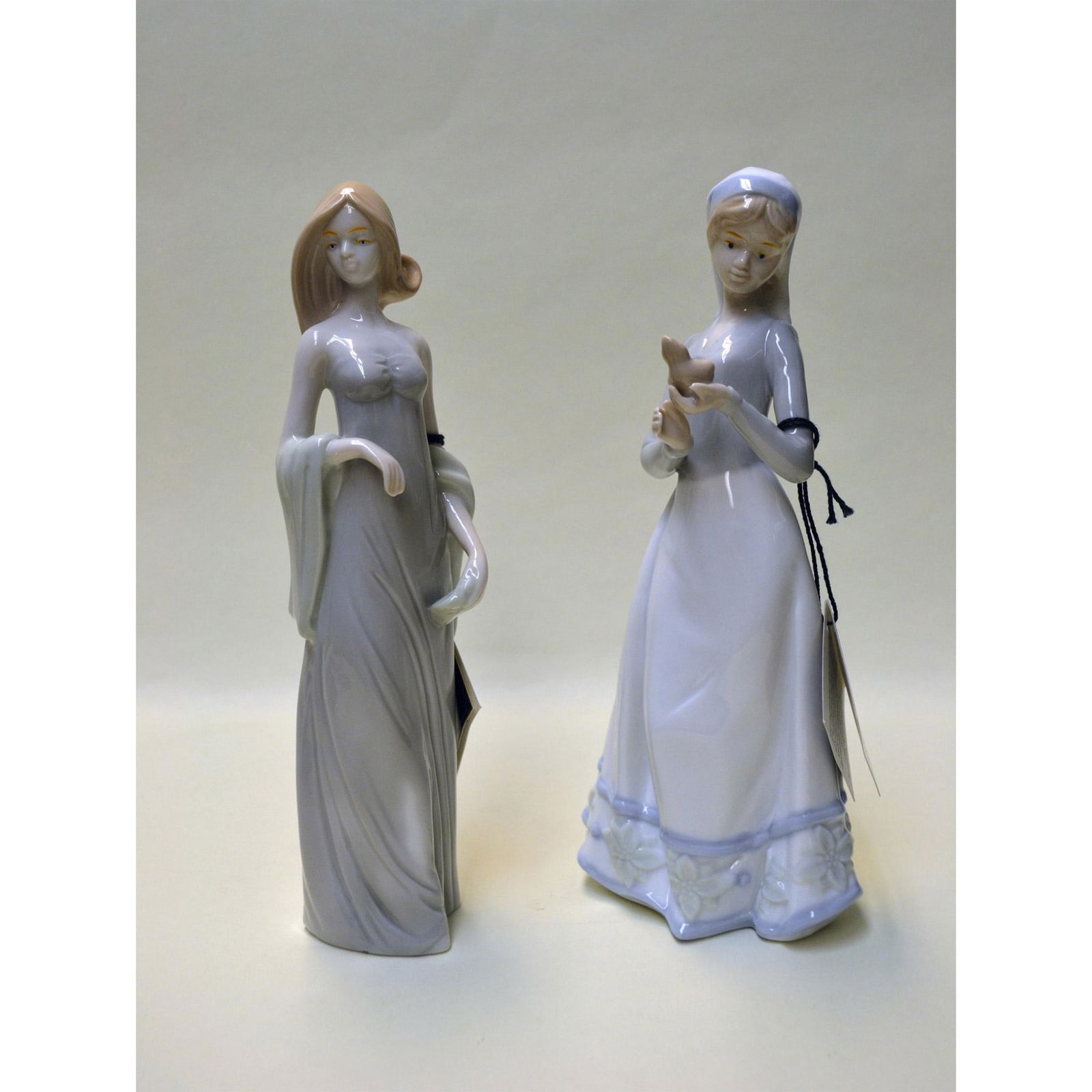 2Pc Carmen and Anna Porcelain Lady Figurines (1 of 4)
