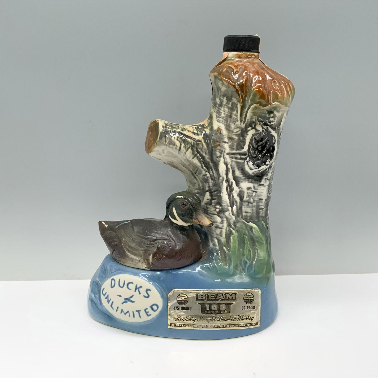 Jim Beam Liquor Decanter, Ducks Unlimited 1975 (1 of 3)