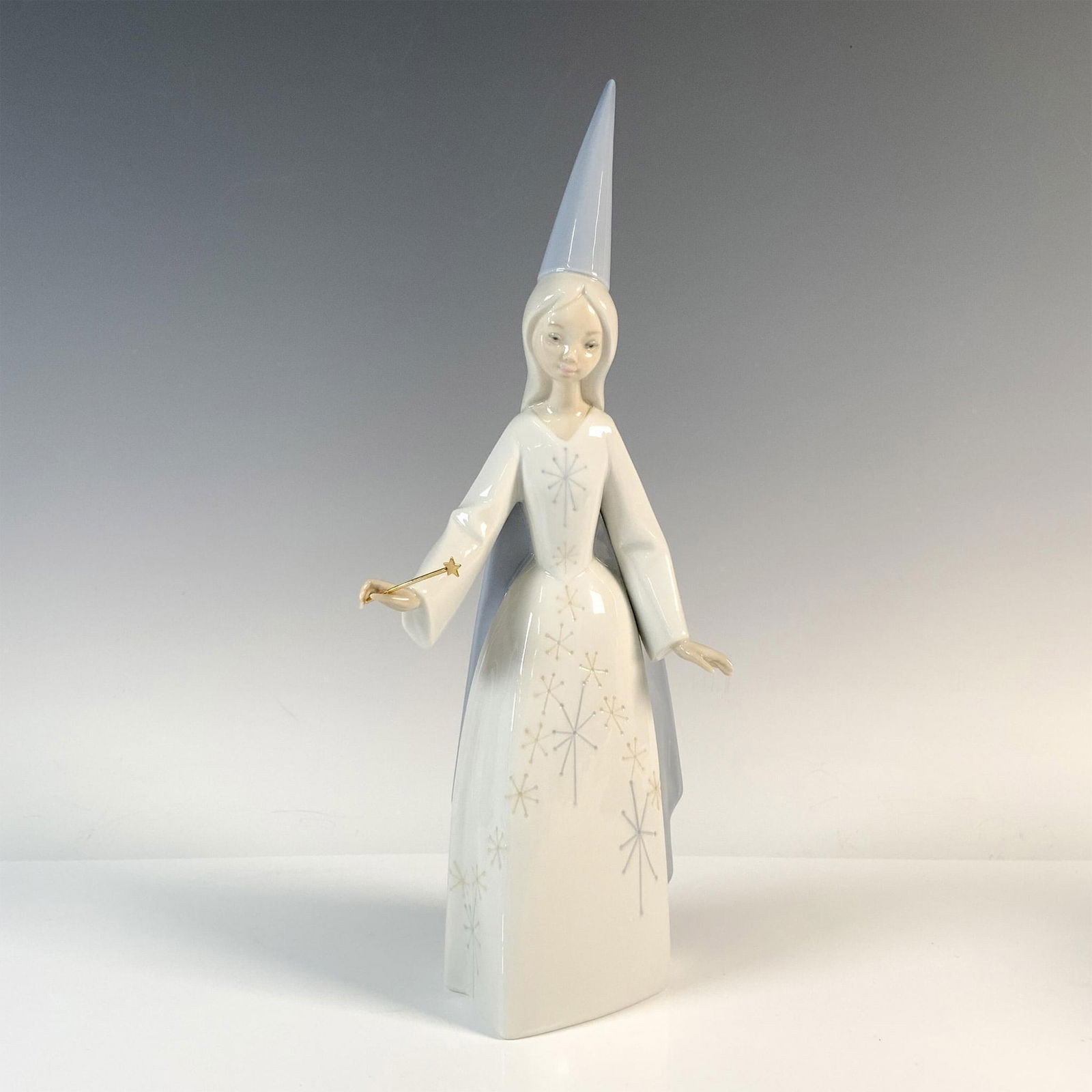 Fairy 1004595 - Lladro Porcelain Figurine (1 of 3)