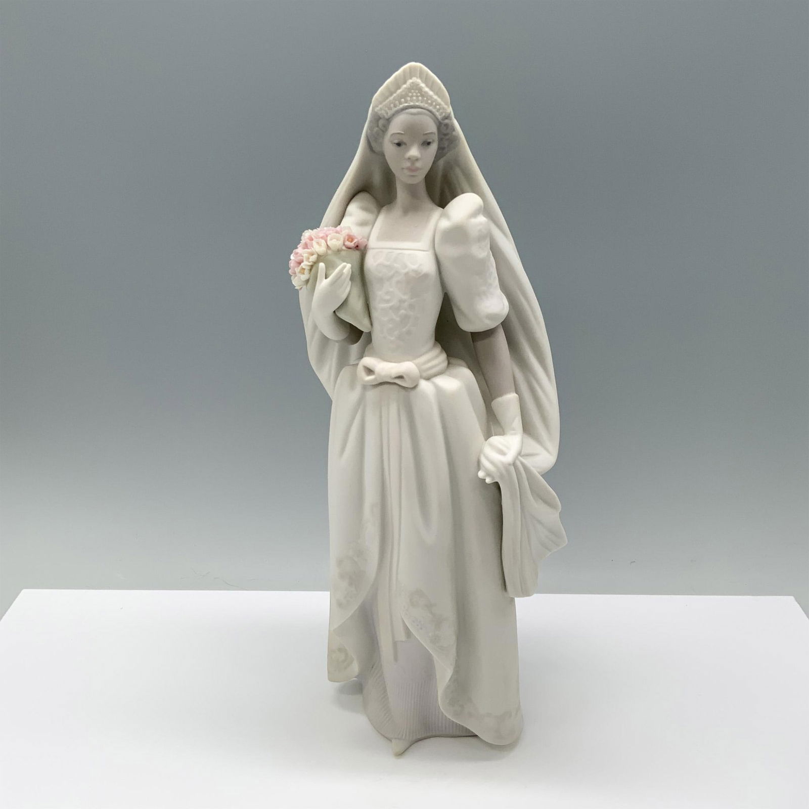 The Bride 1015439 - Lladro Porcelain Figurine (1 of 3)