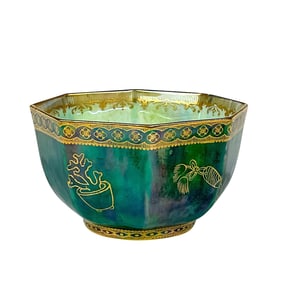 Wedgwood Fairyland Dragon Lustre Octagonal Bowl, Coiling Dragon